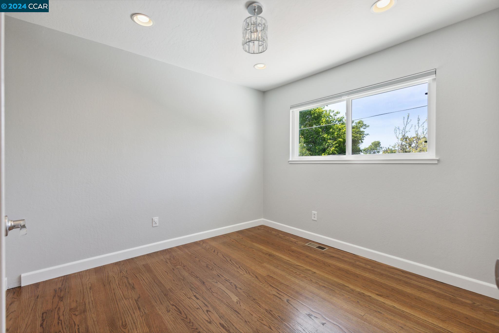 729 San Bruno Ct