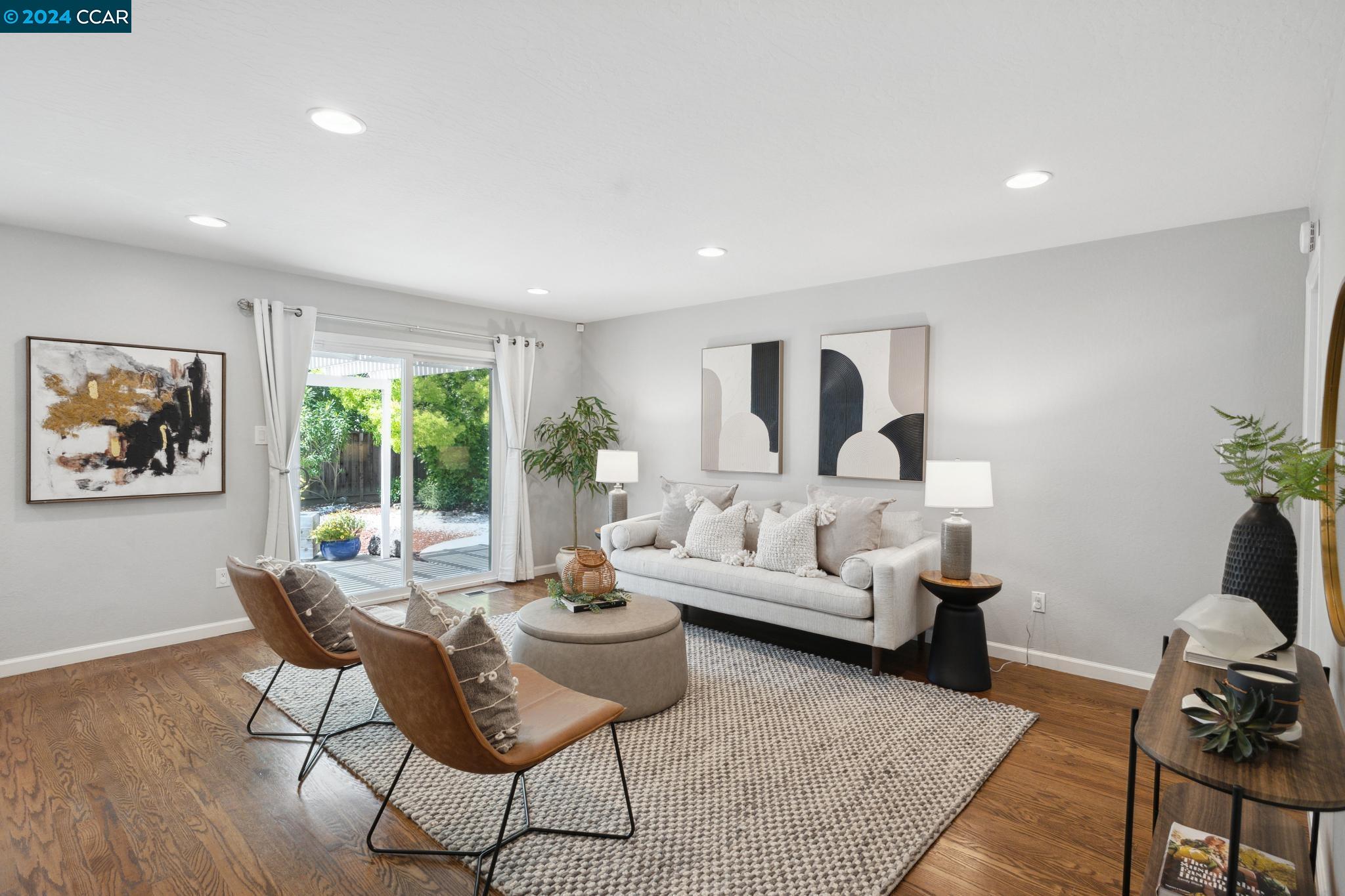 729 San Bruno Ct