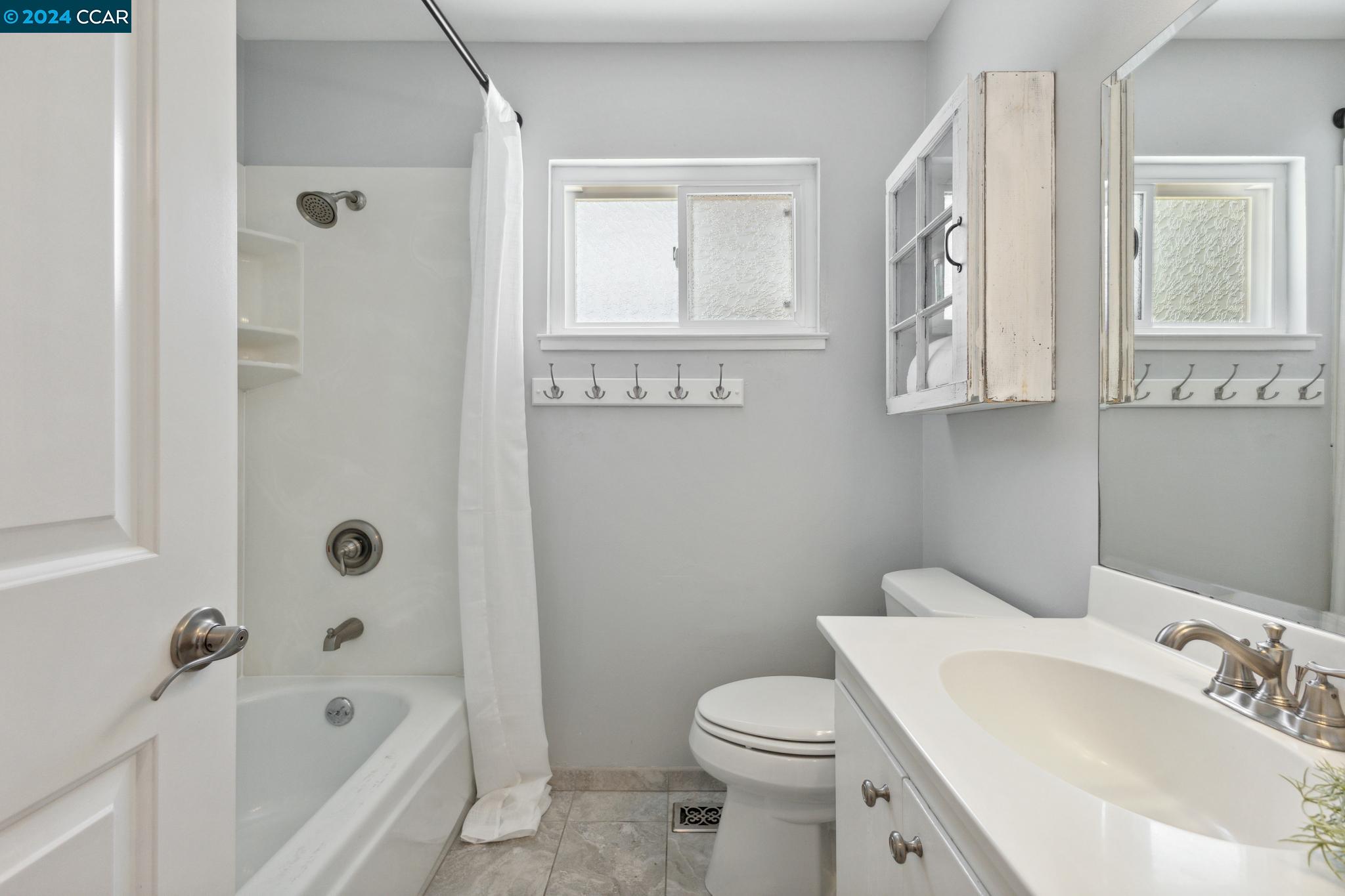 729 San Bruno Ct