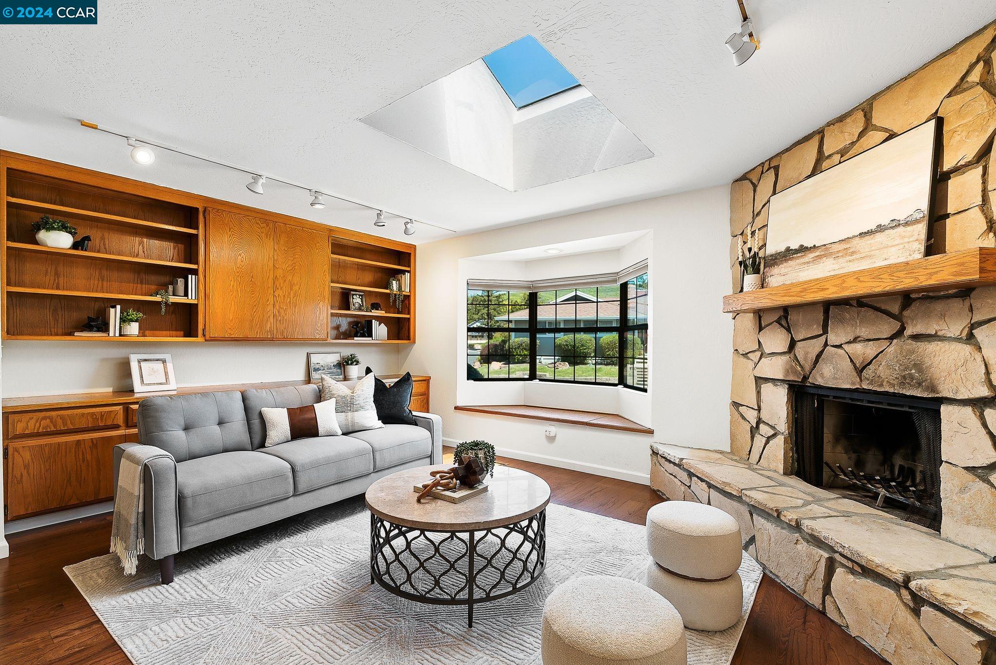5442 Anselmo Ct