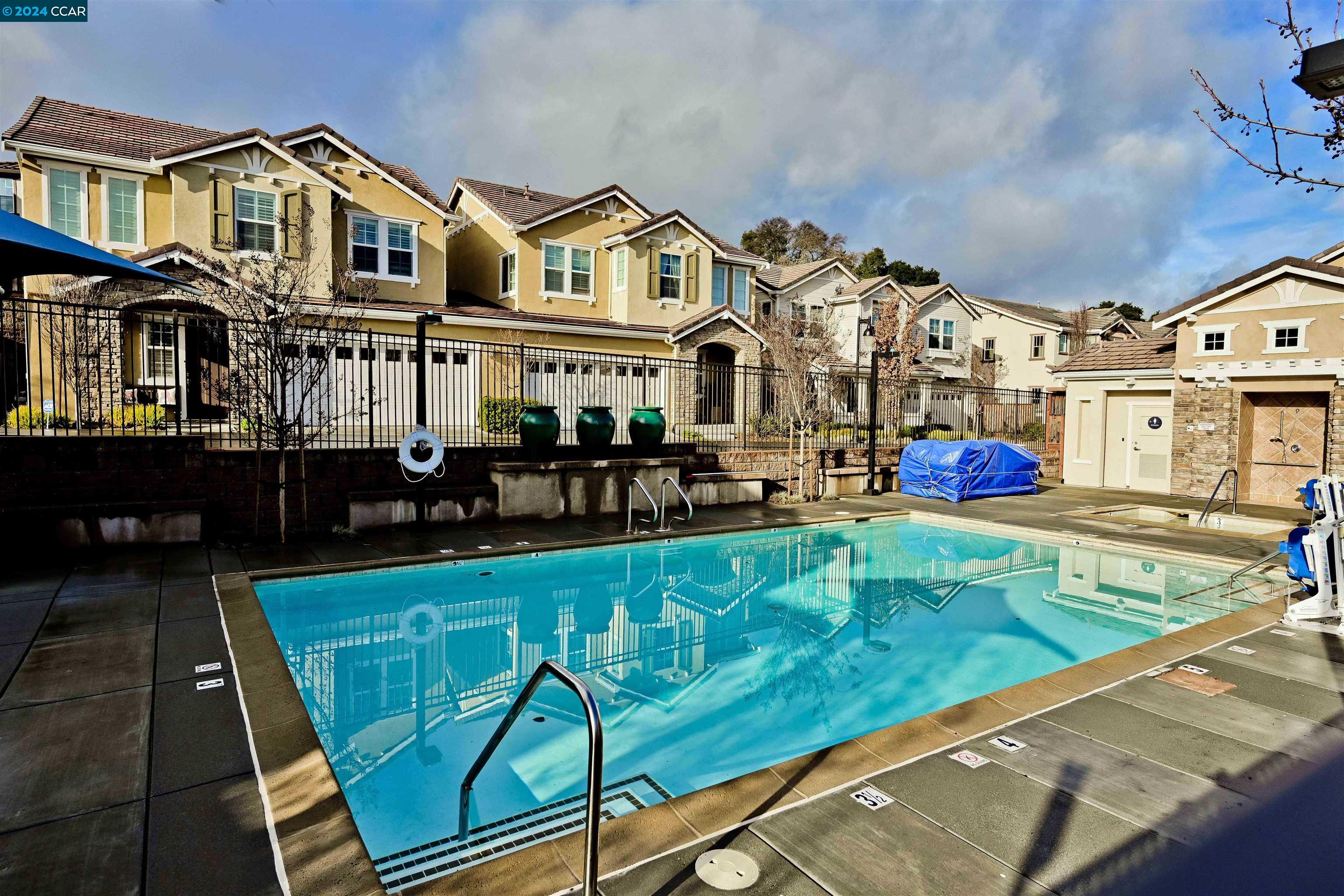 186 Elworthy Ranch Dr