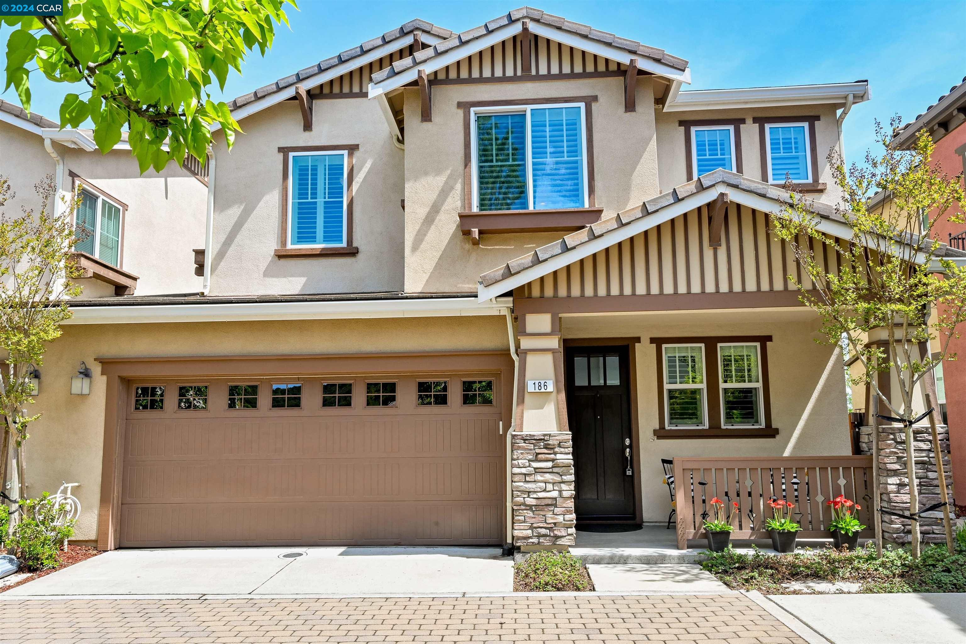 186 Elworthy Ranch Dr