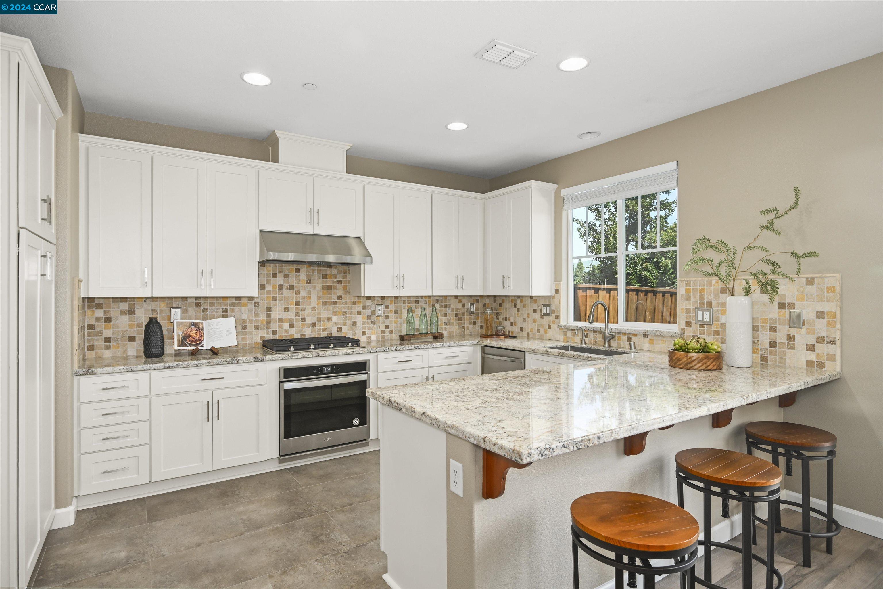 186 Elworthy Ranch Dr