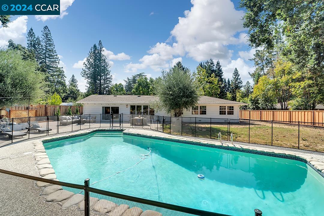 1460 Livorna Rd.
