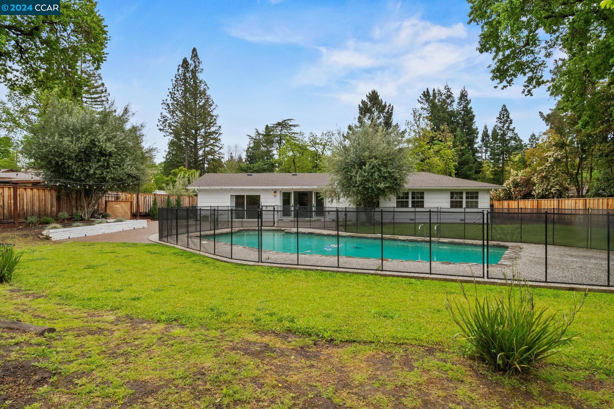 1460 Livorna Rd.