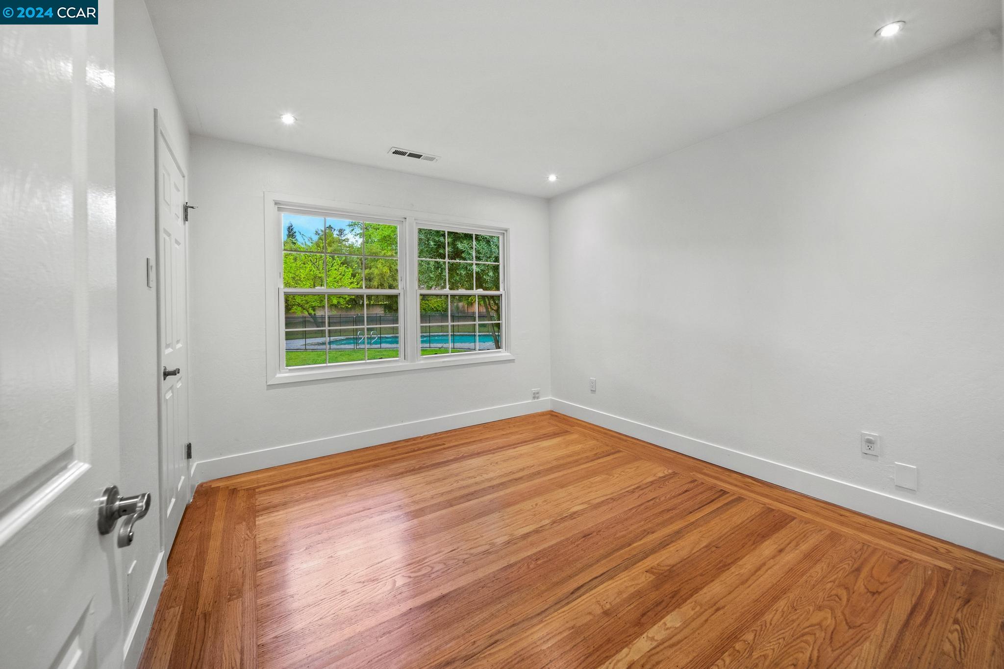 1460 Livorna Rd.