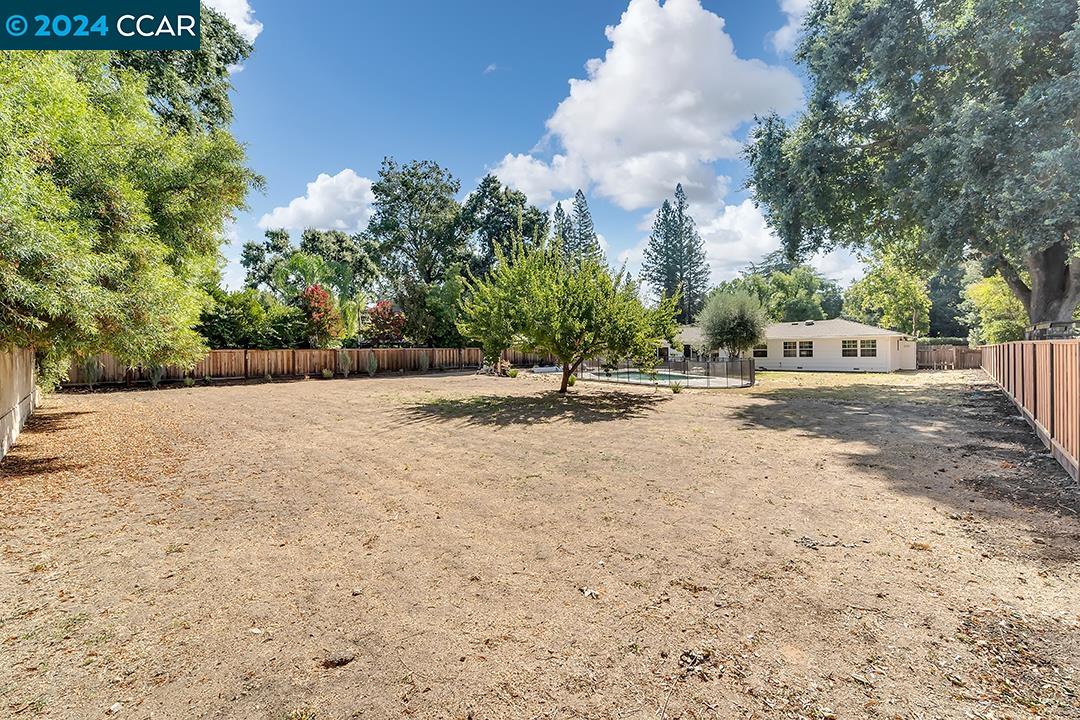1460 Livorna Rd.