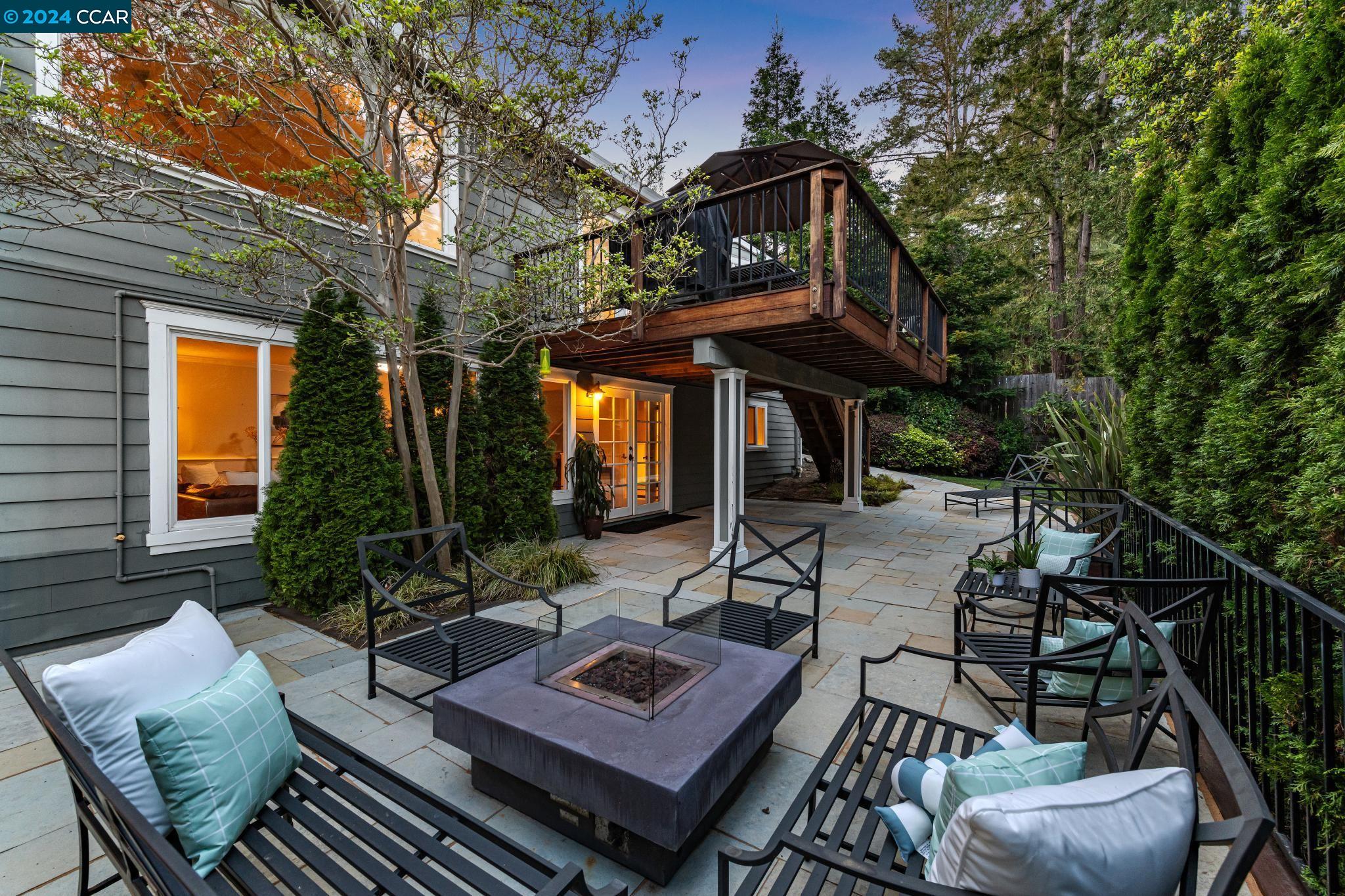 44 Valencia Rd
