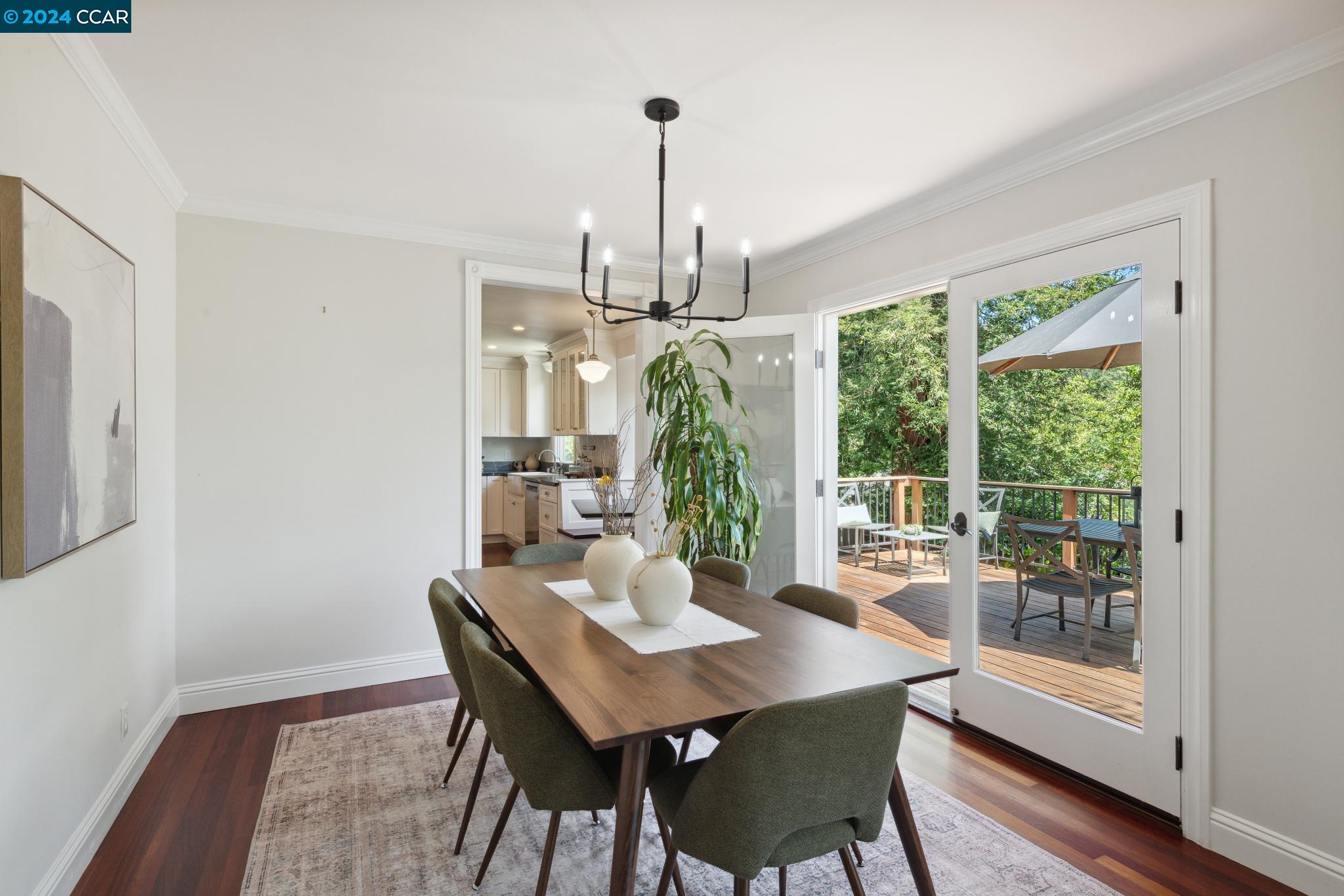 44 Valencia Rd