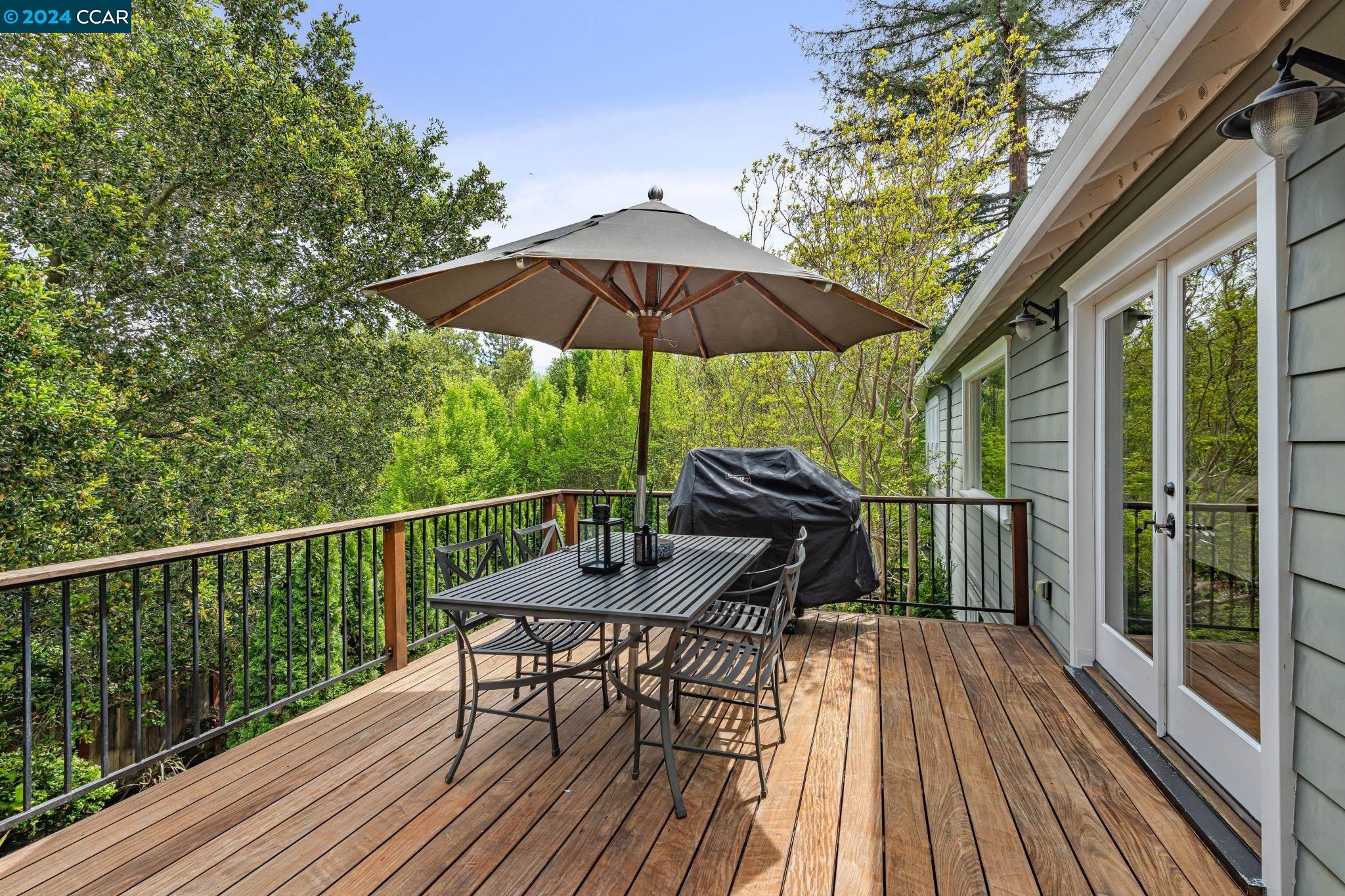 44 Valencia Rd