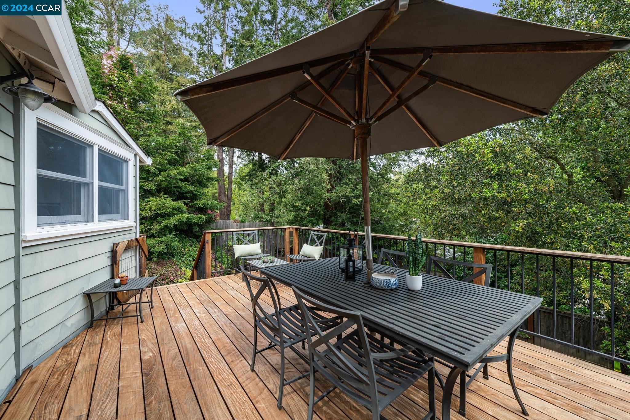 44 Valencia Rd