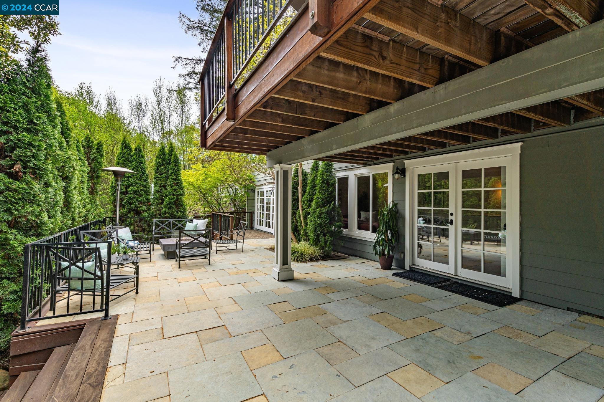 44 Valencia Rd