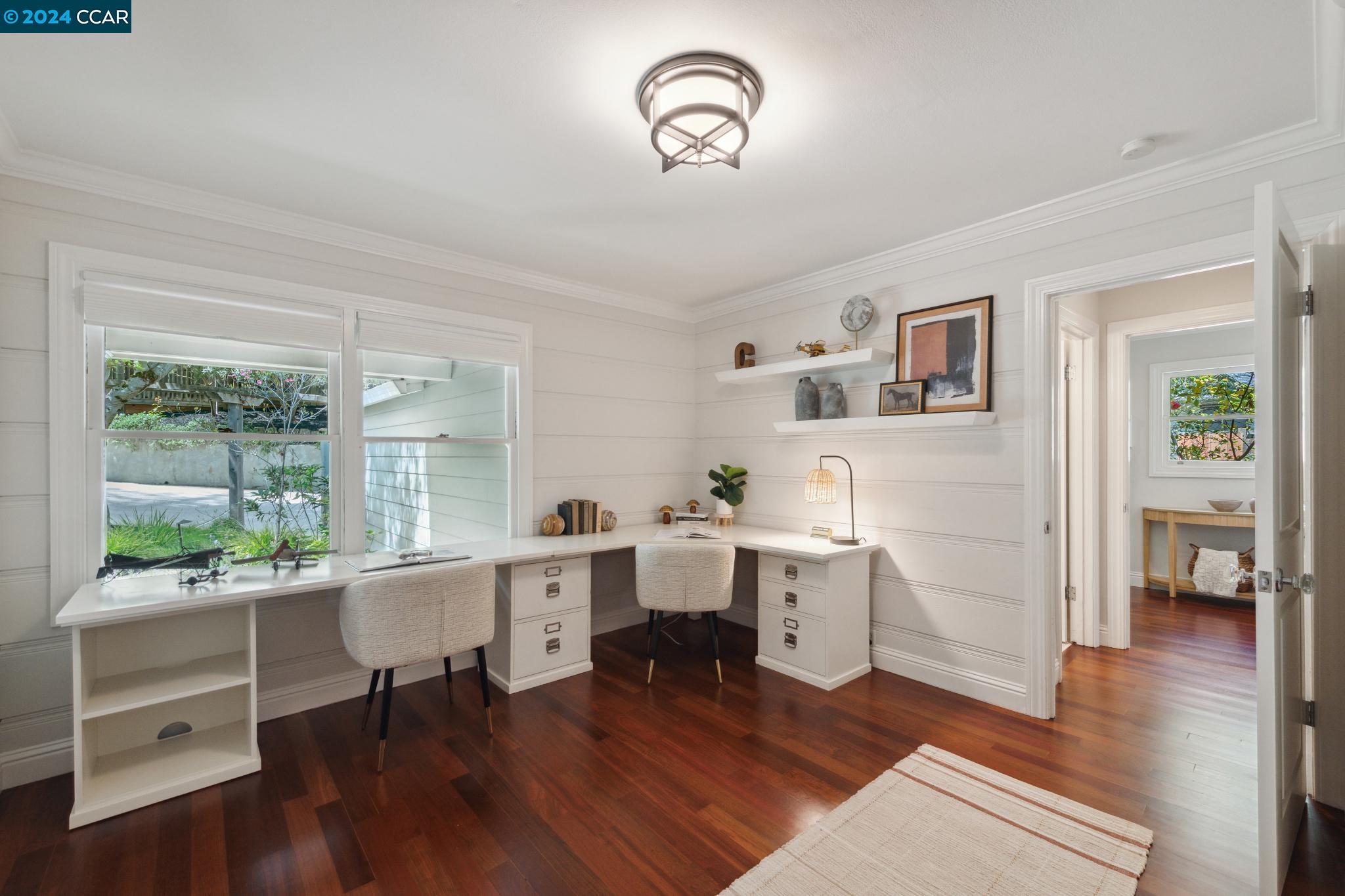 44 Valencia Rd