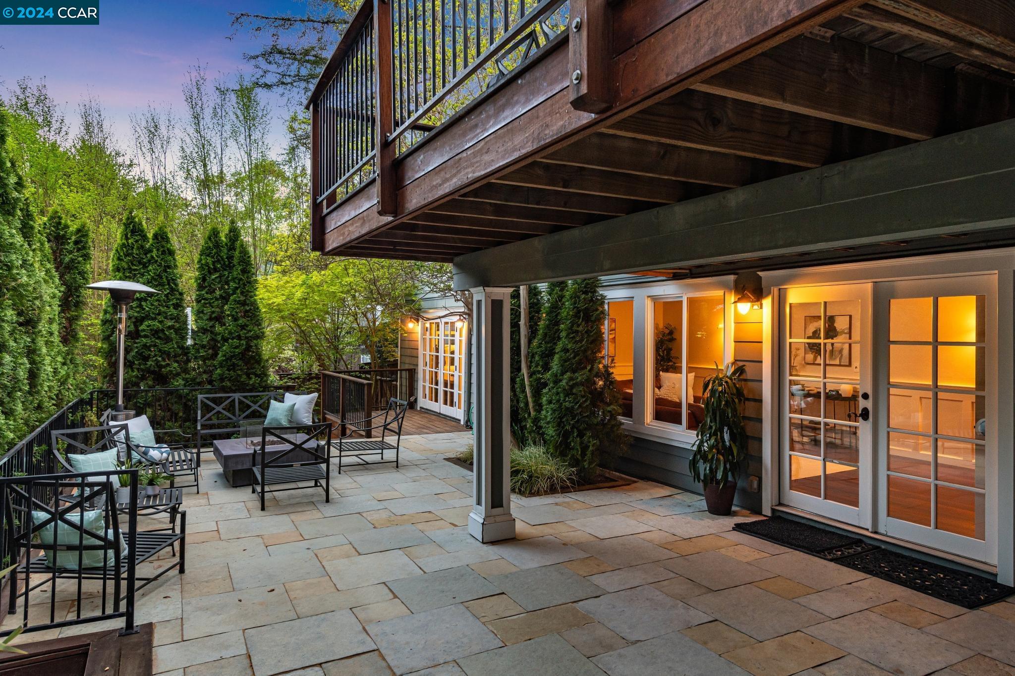 44 Valencia Rd