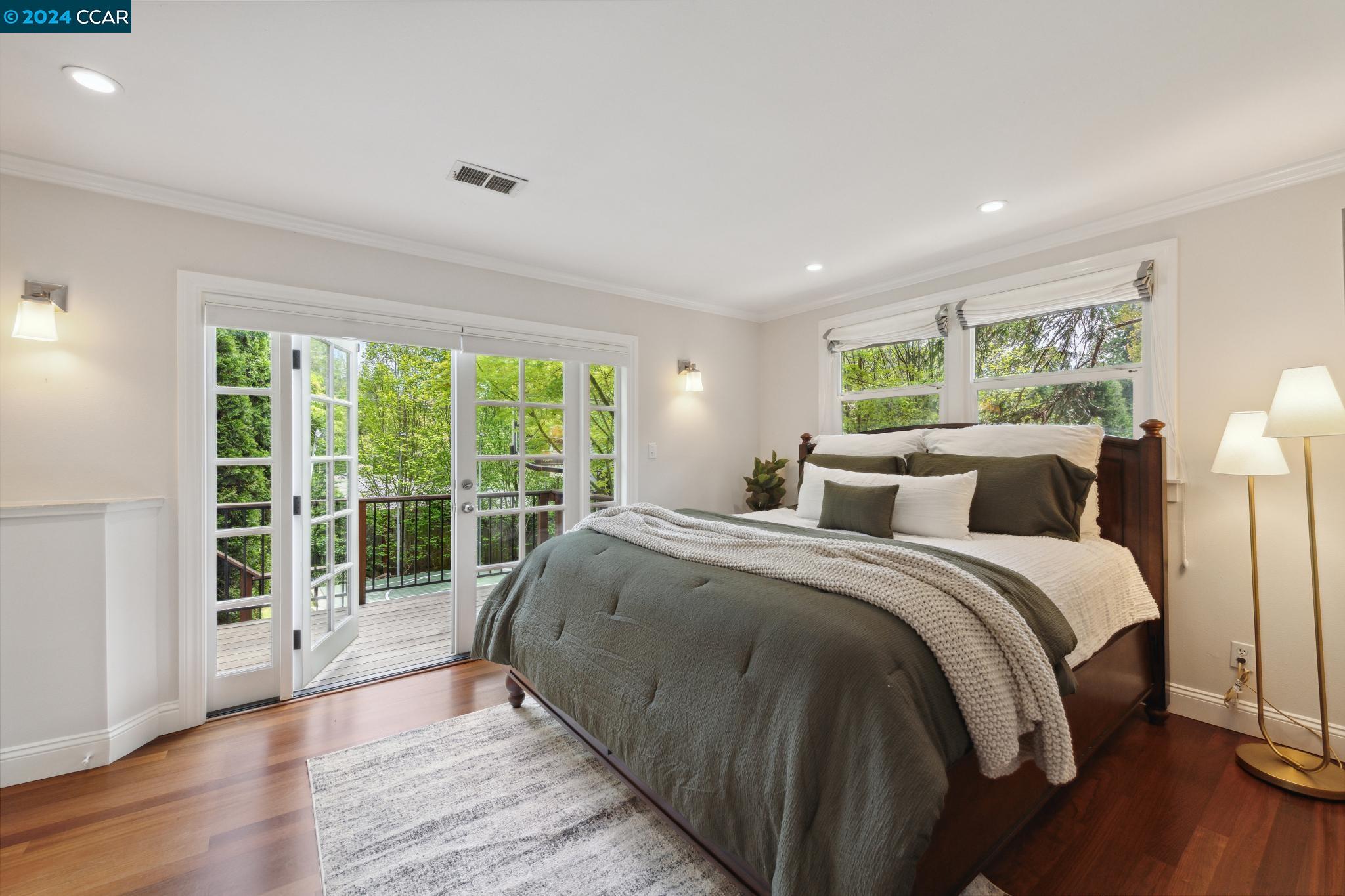 44 Valencia Rd