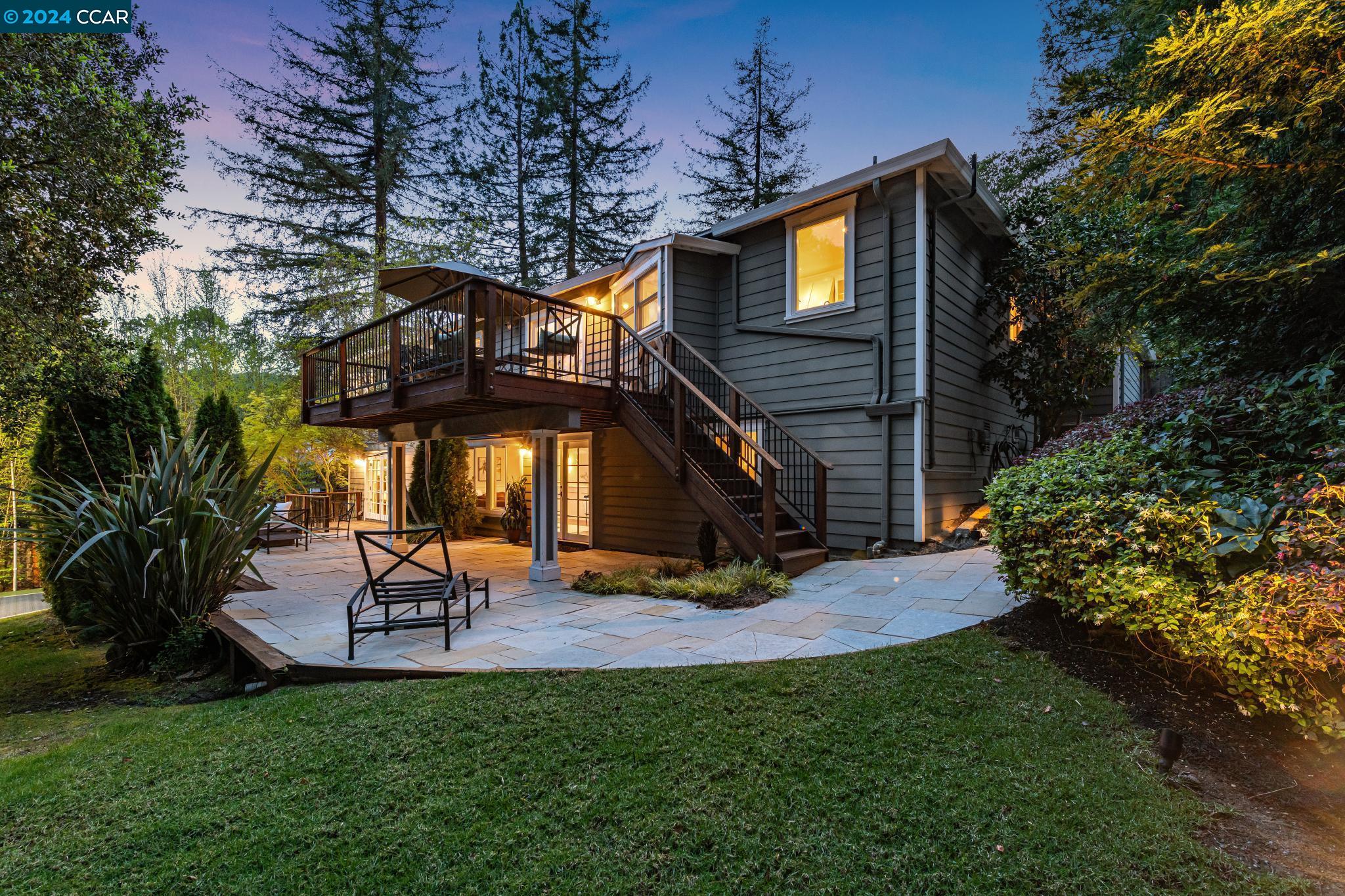 44 Valencia Rd