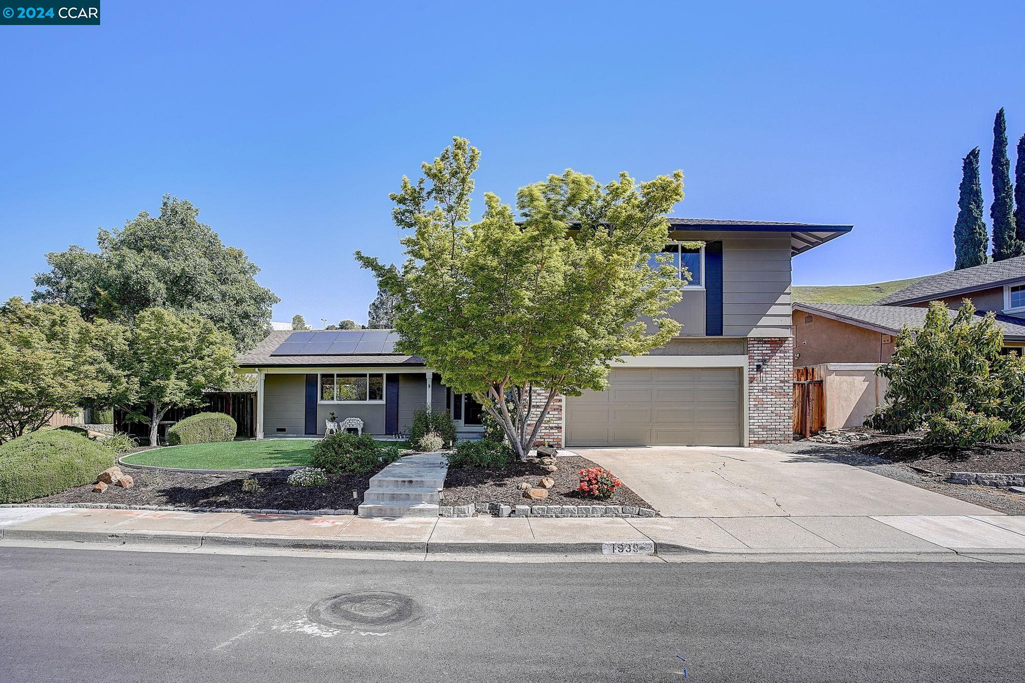 1939 Jameson Ct