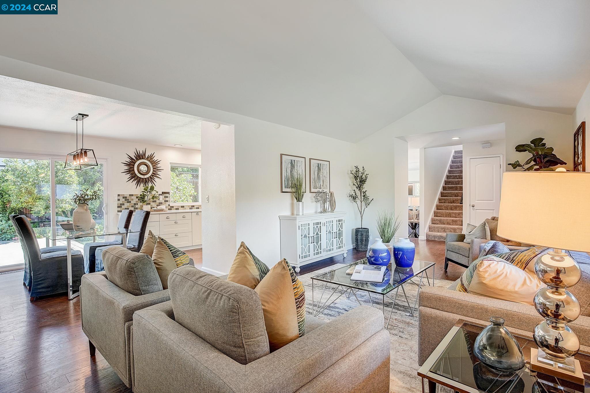 1939 Jameson Ct