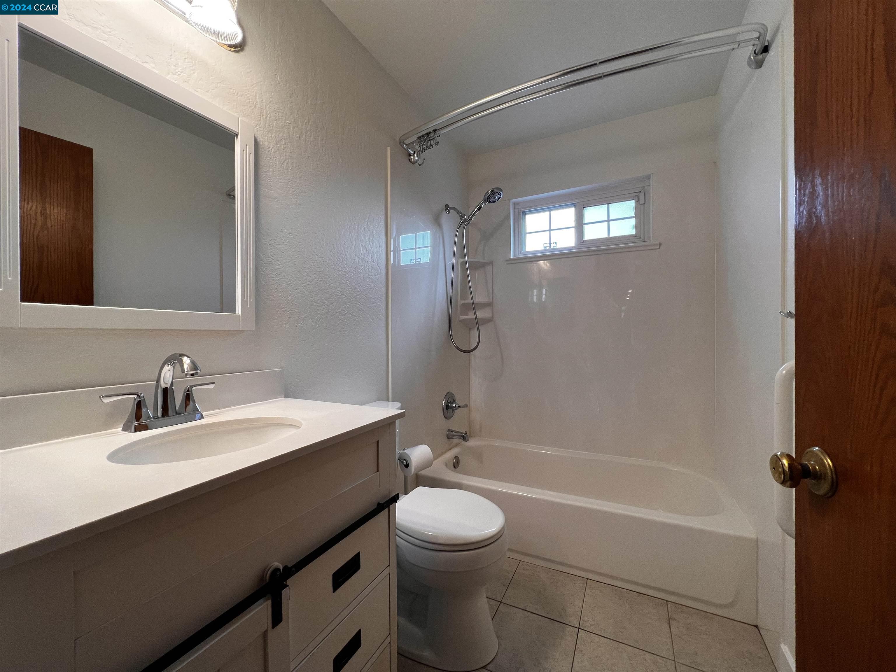 2209 Lopez Drive
