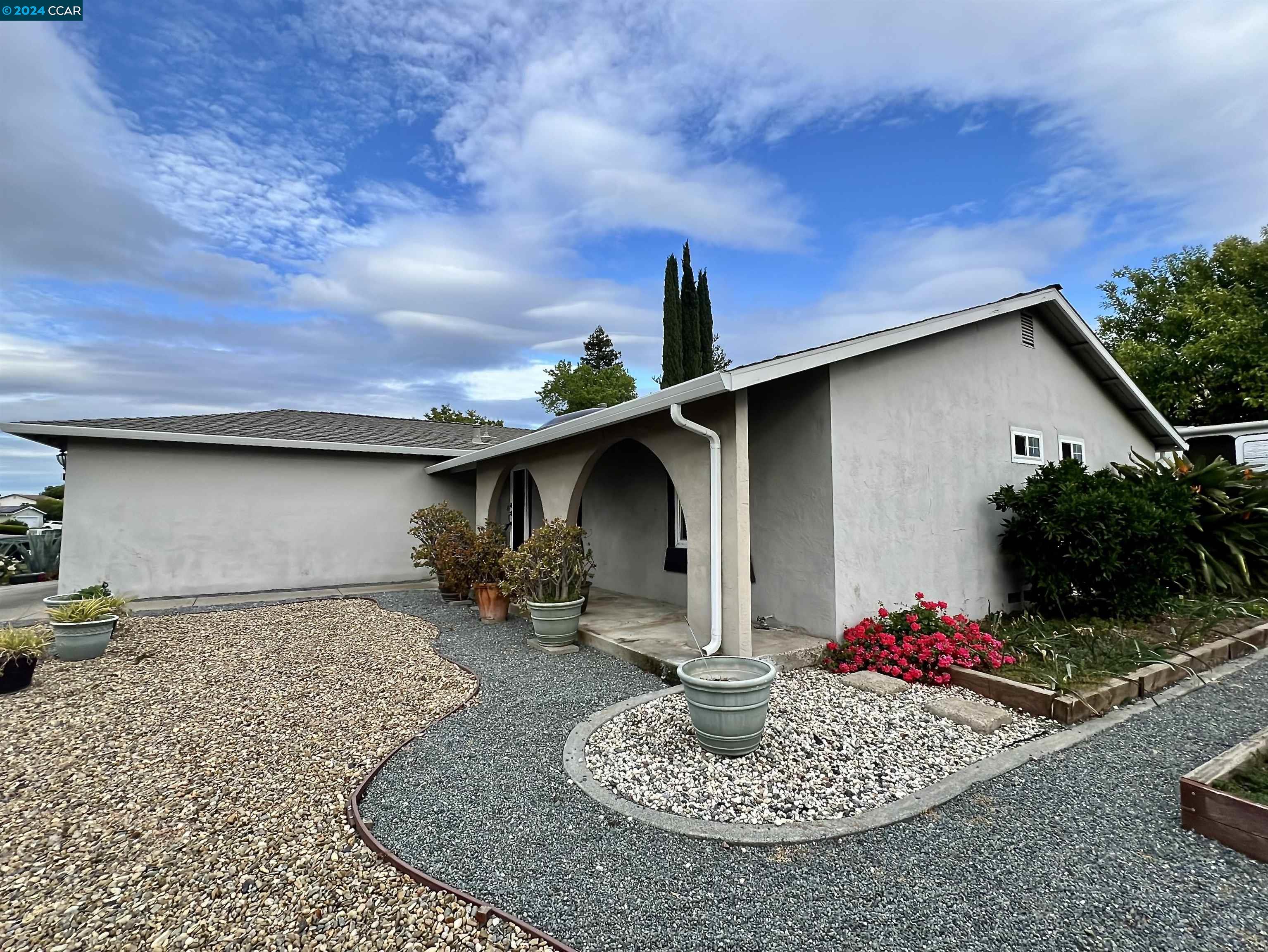 2209 Lopez Drive