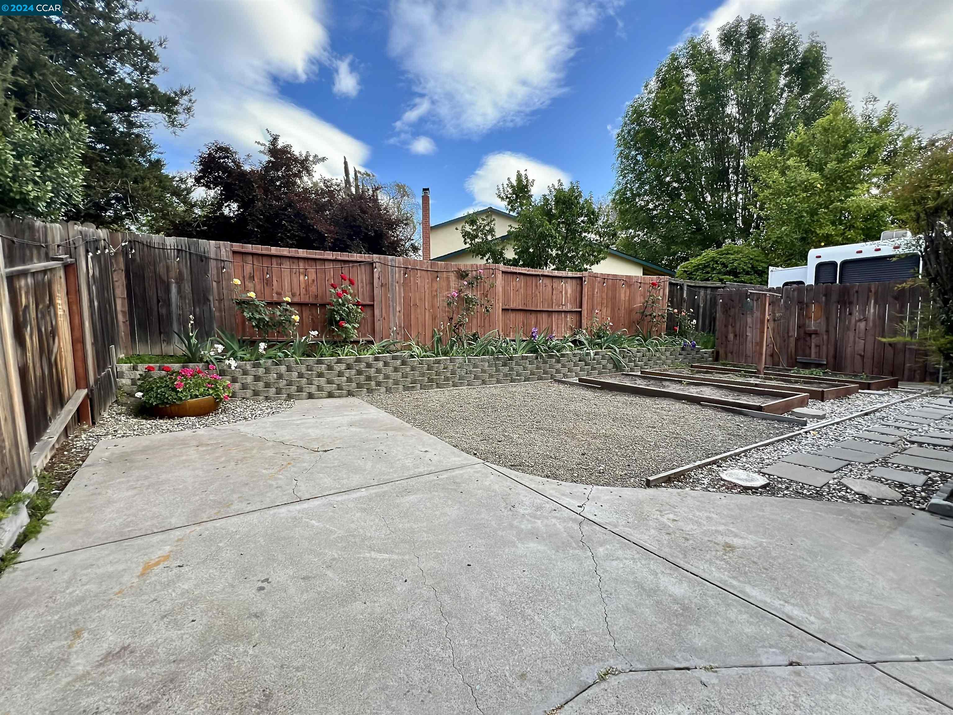 2209 Lopez Drive