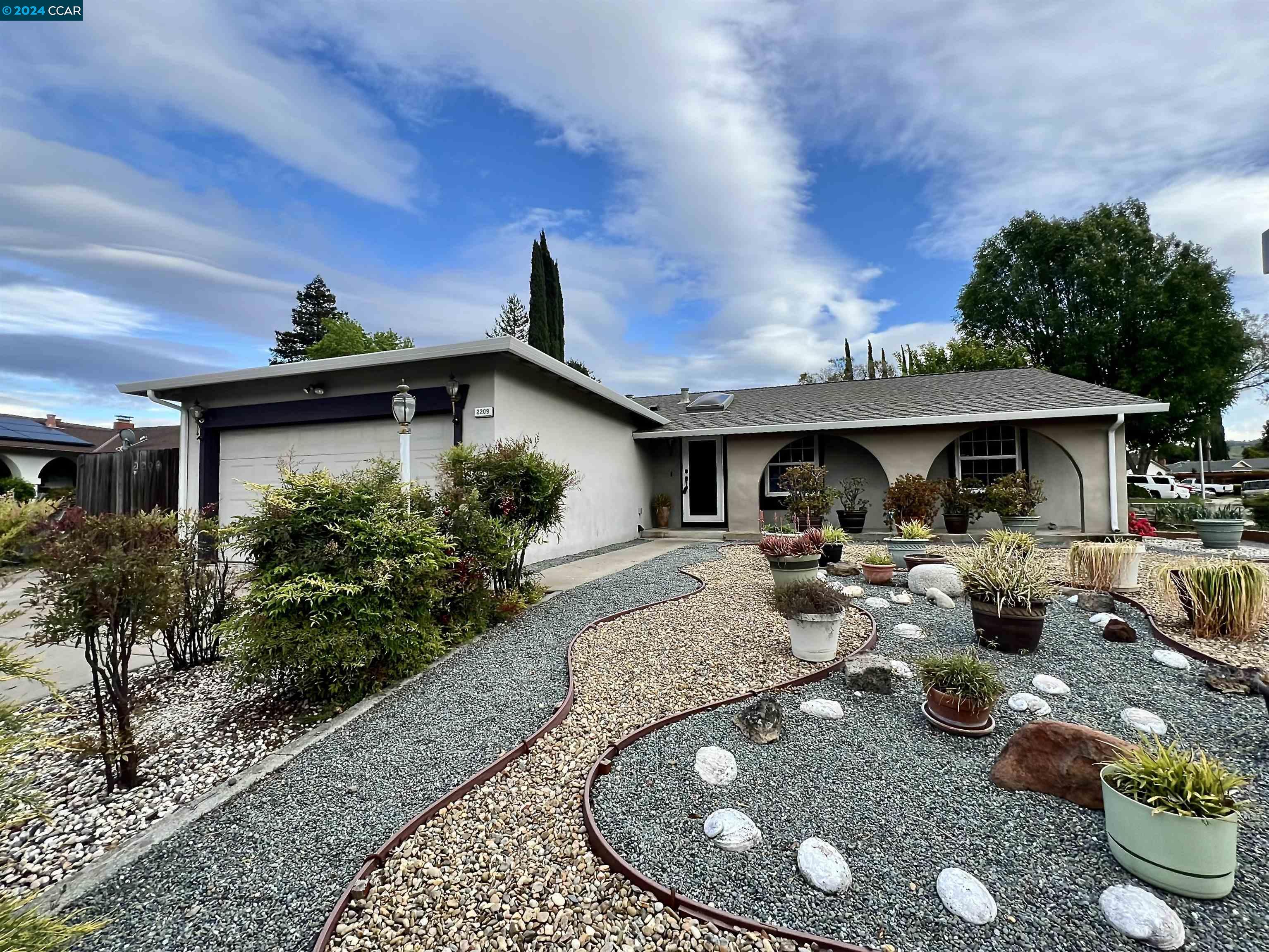 2209 Lopez Drive