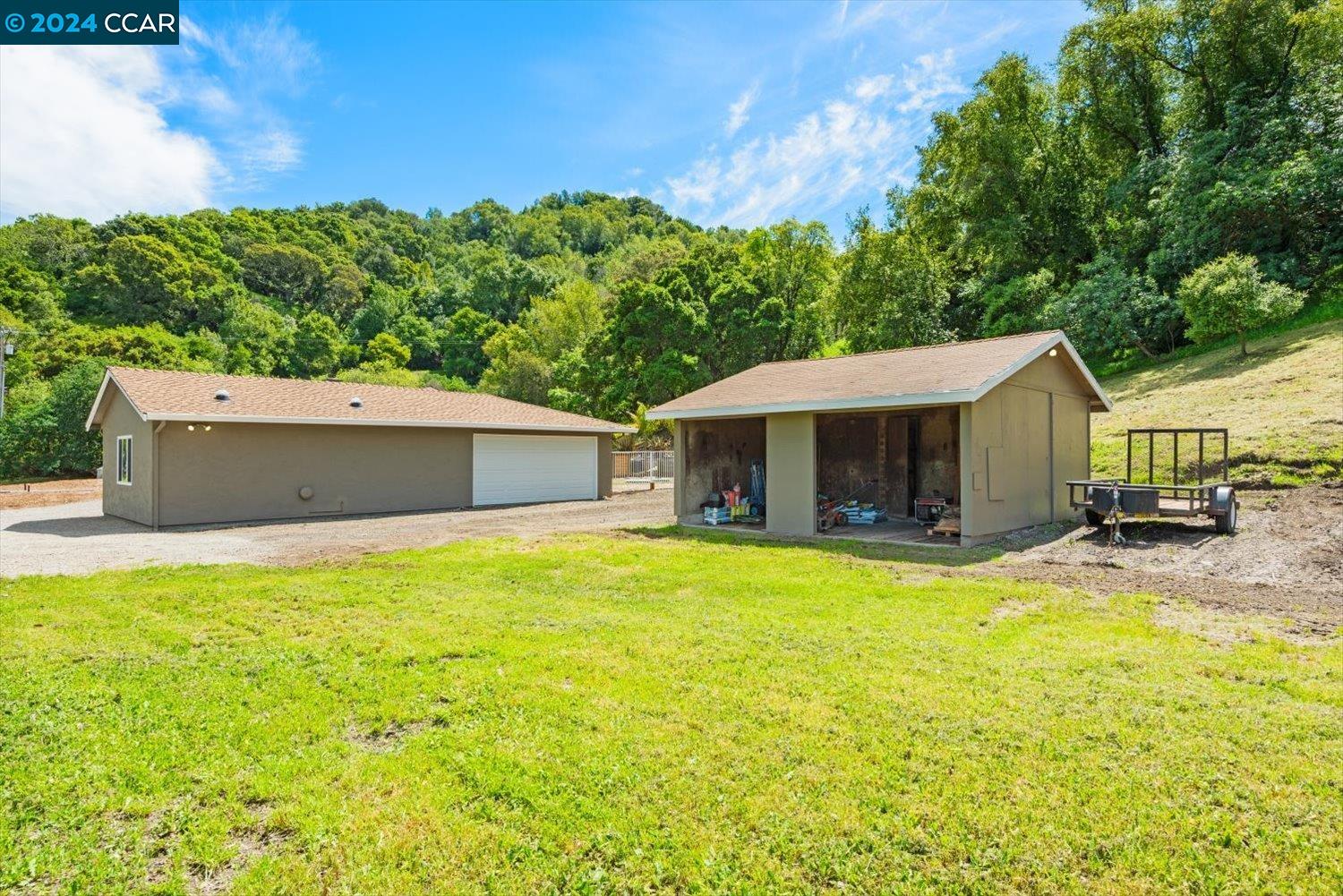 315 Bear Oaks Ln