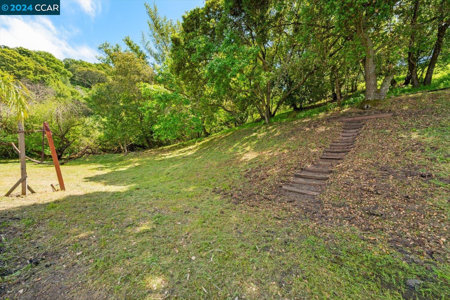 315 Bear Oaks Ln