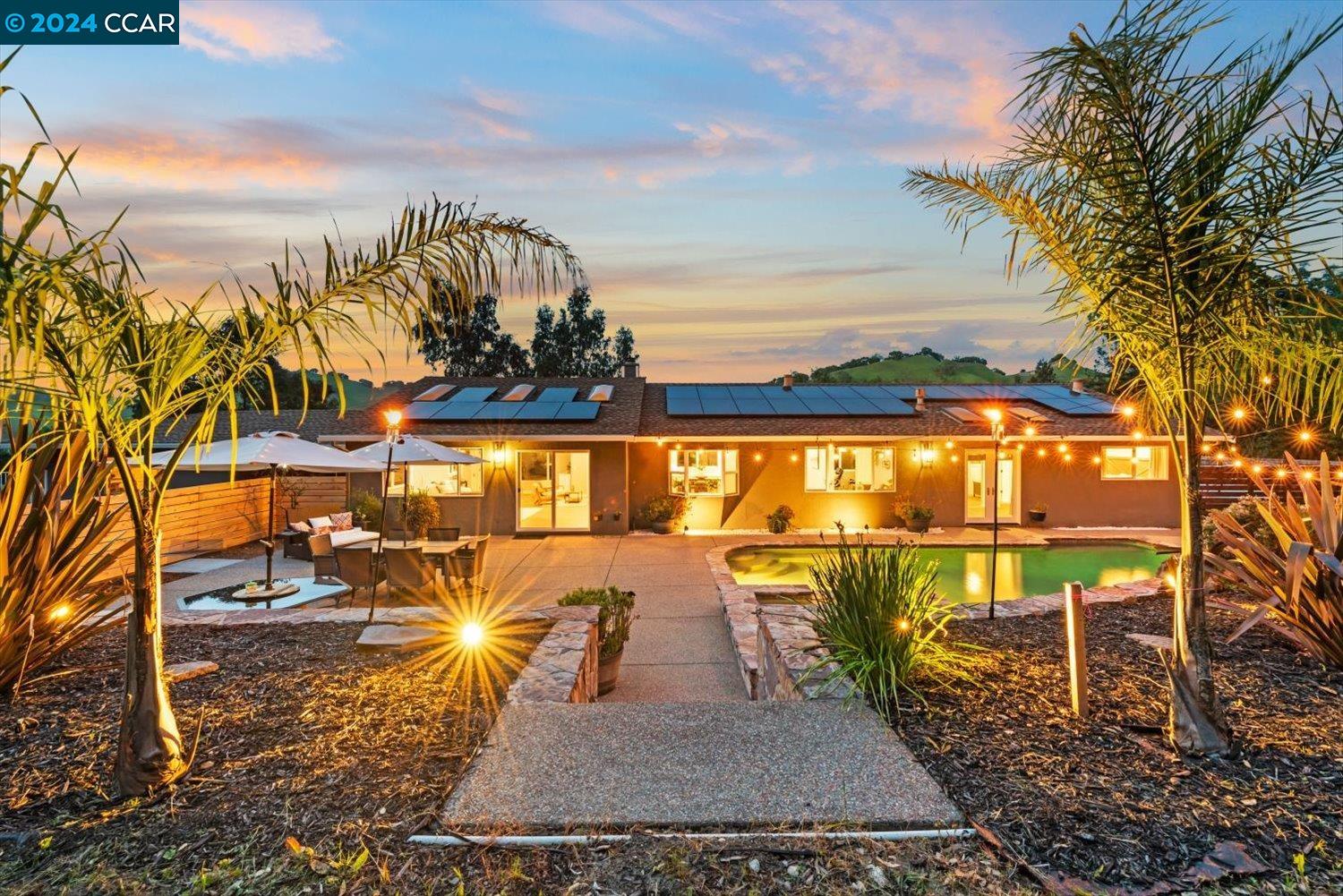 315 Bear Oaks Ln