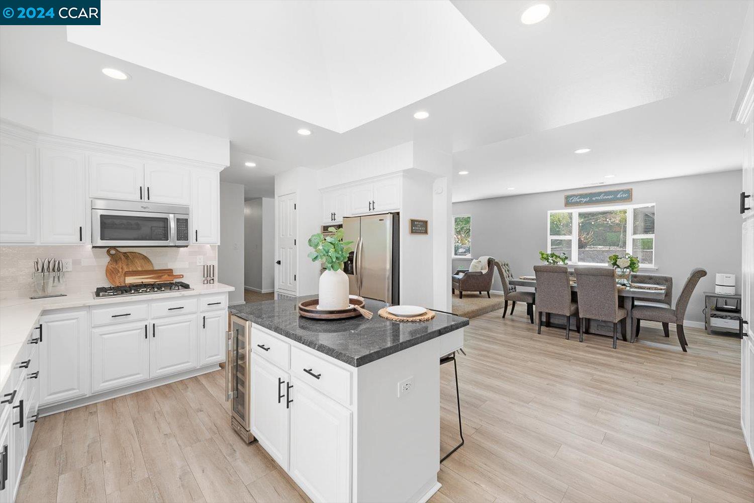 315 Bear Oaks Ln