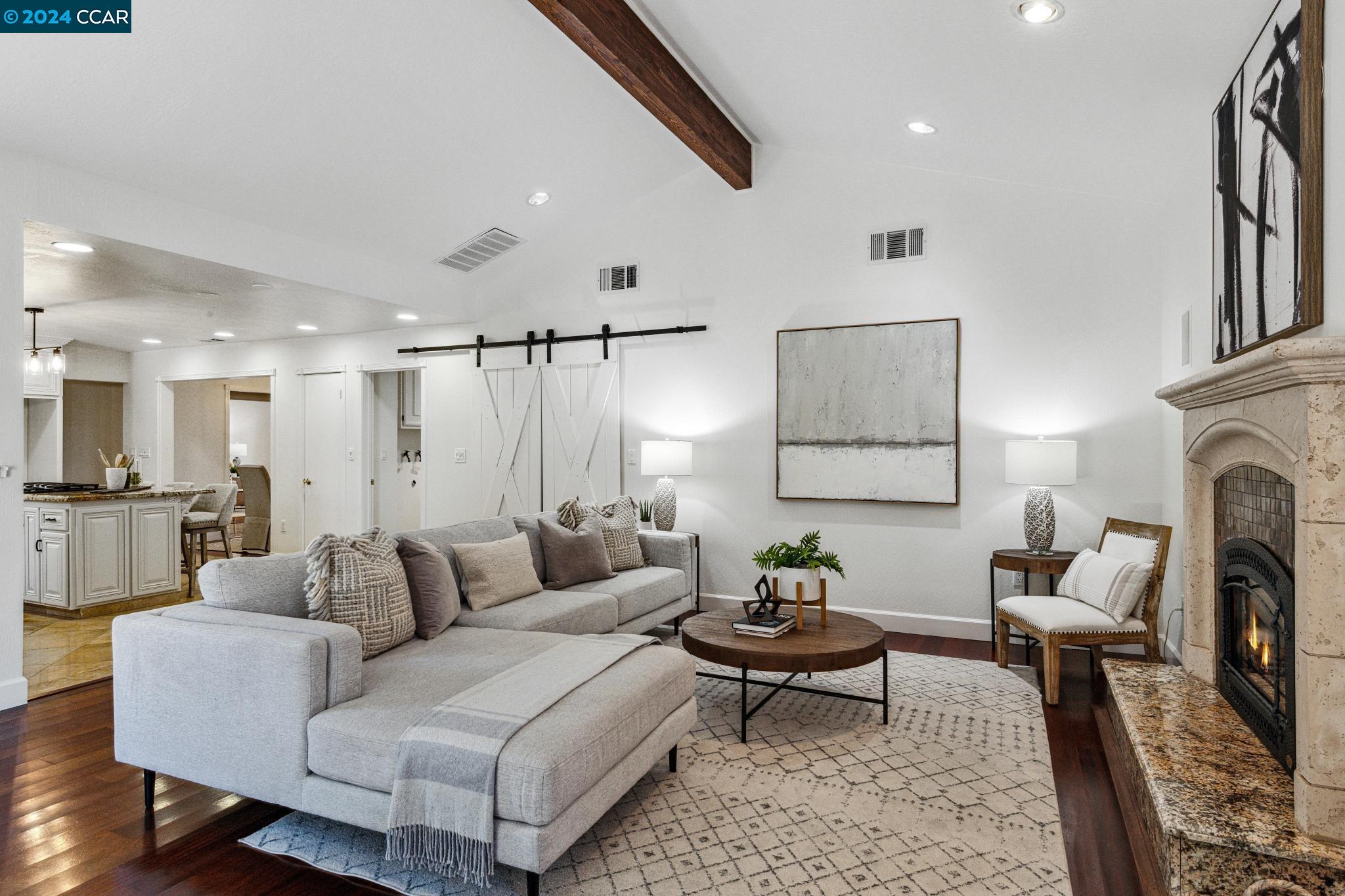 1201 Krona Ln