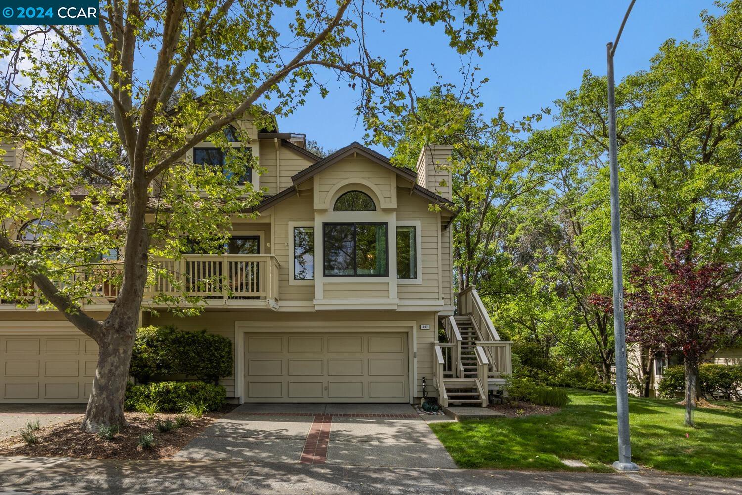 347 Beacon Ridge Ln