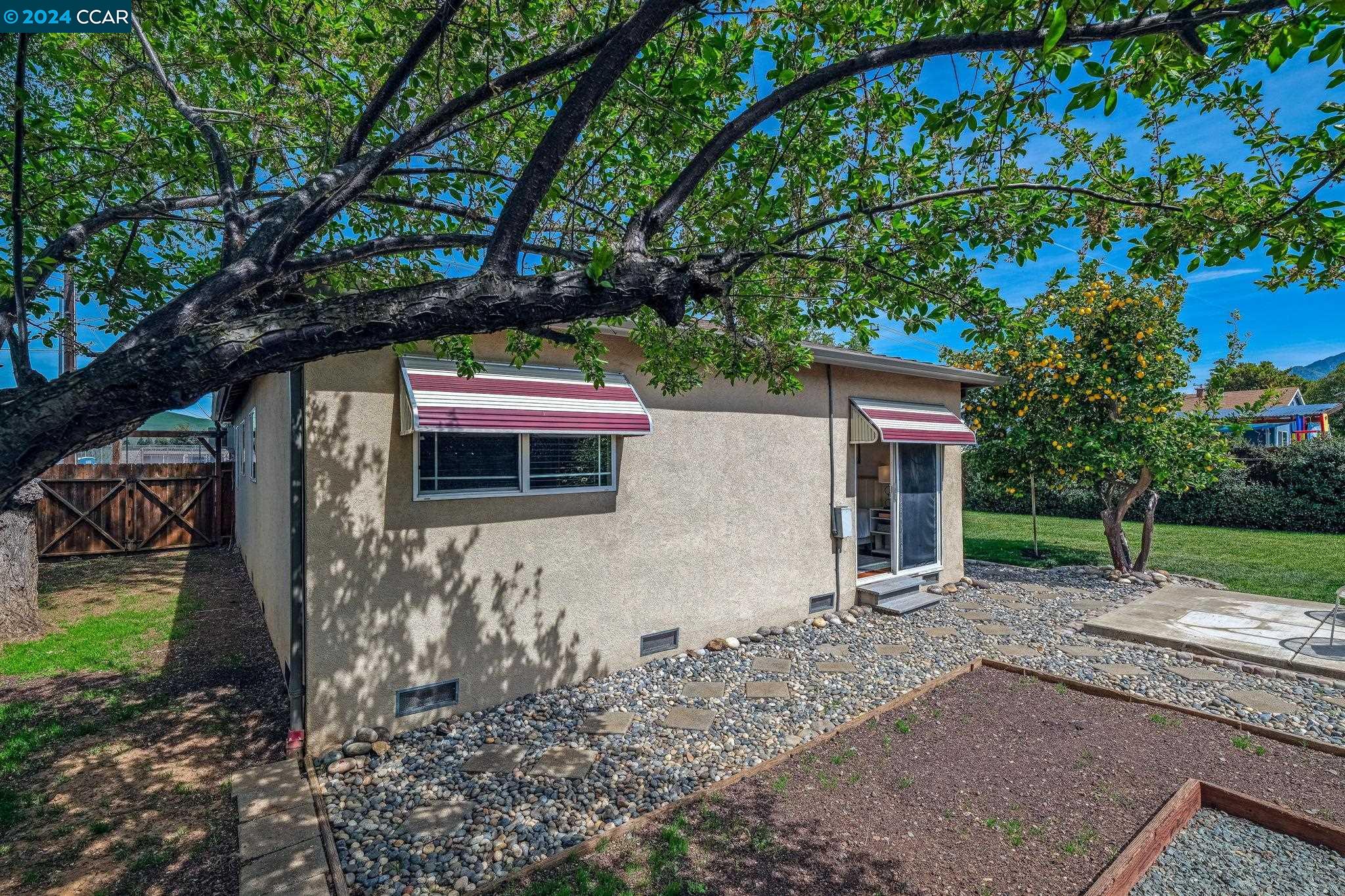 5110 Academy Rd