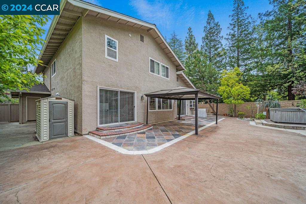 869 Saint George Rd