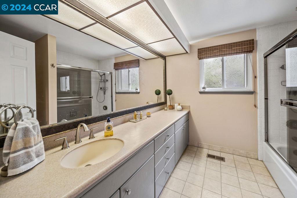 869 Saint George Rd
