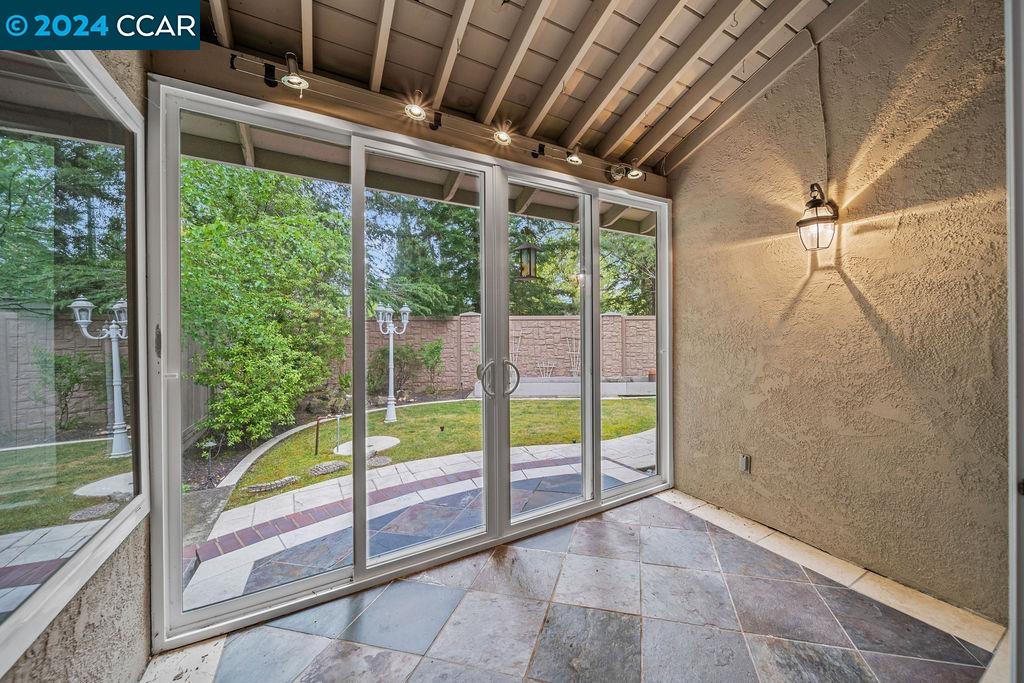 869 Saint George Rd