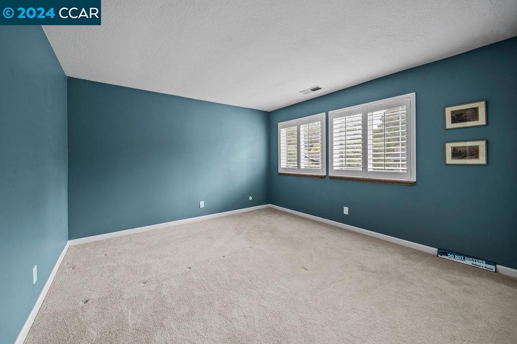 869 Saint George Rd
