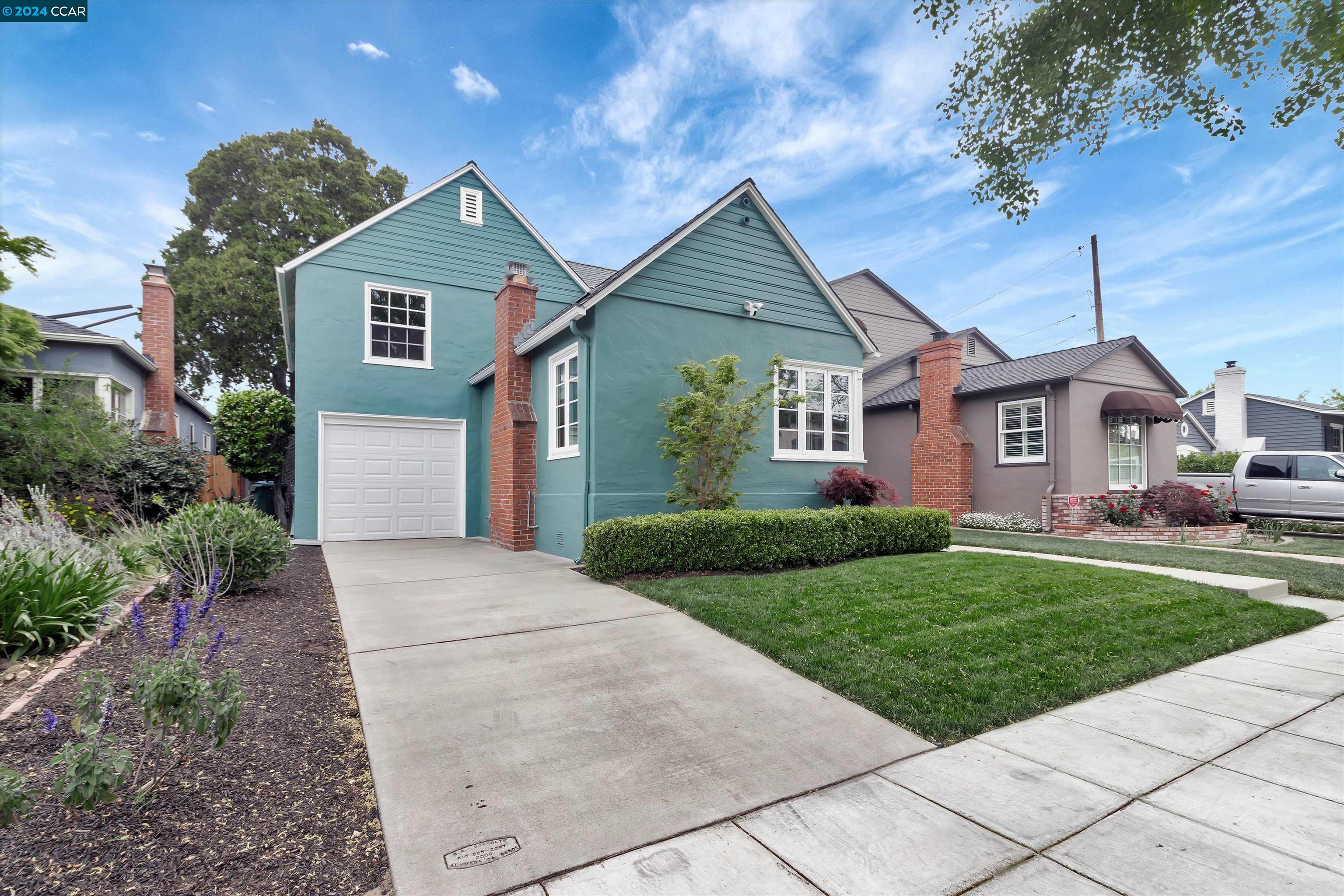2827 Windsor Dr