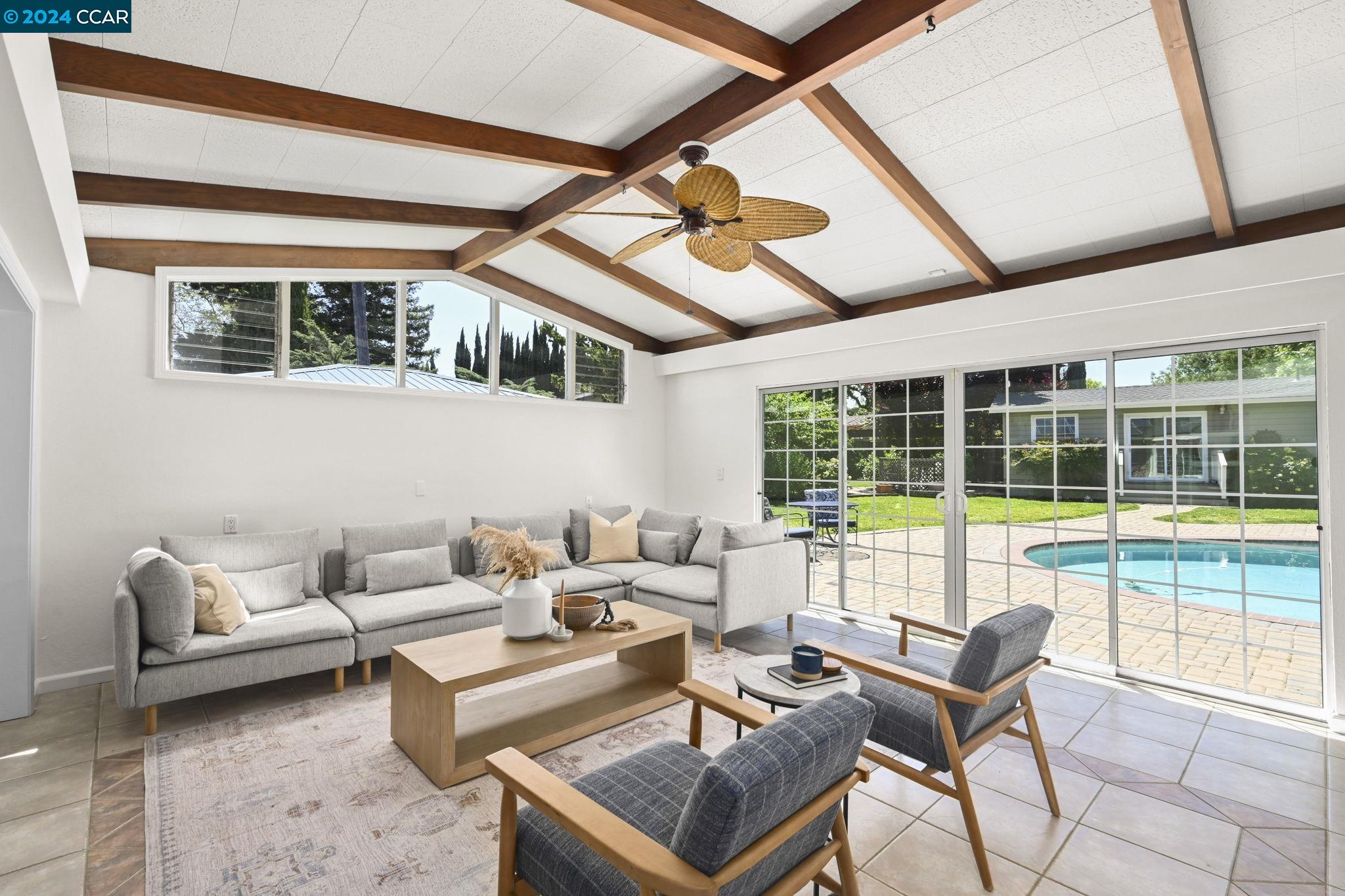 1649 Georgia Dr