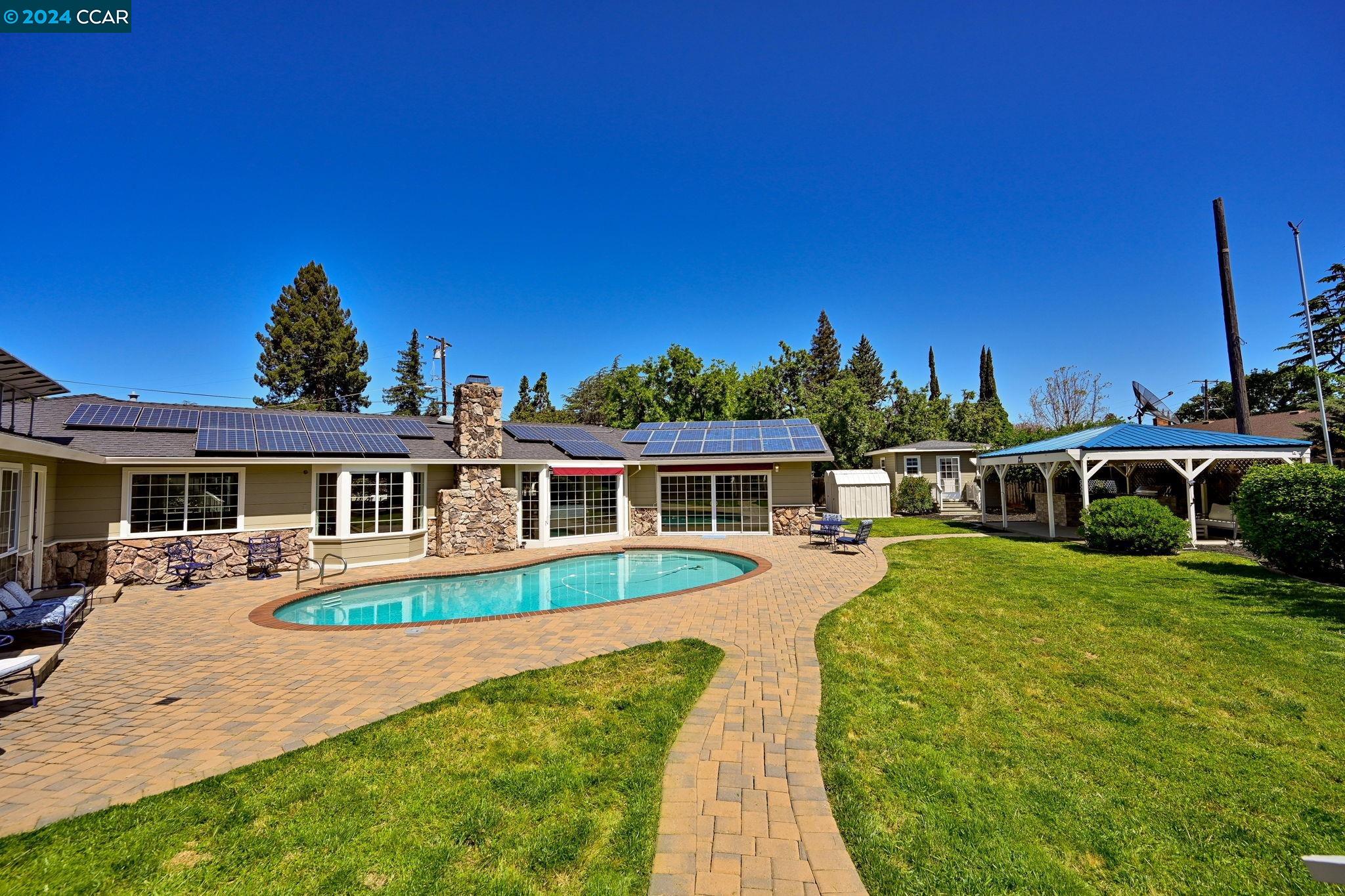 1649 Georgia Dr