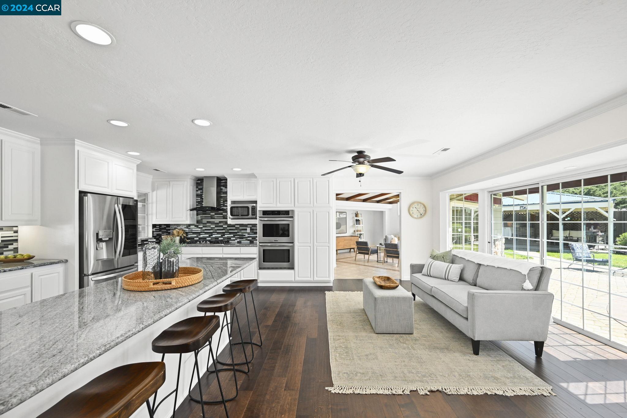 1649 Georgia Dr