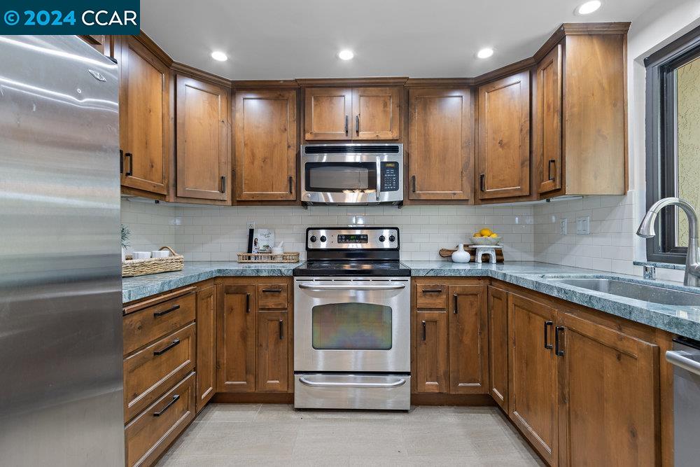 588 Churchill Downs Ct.