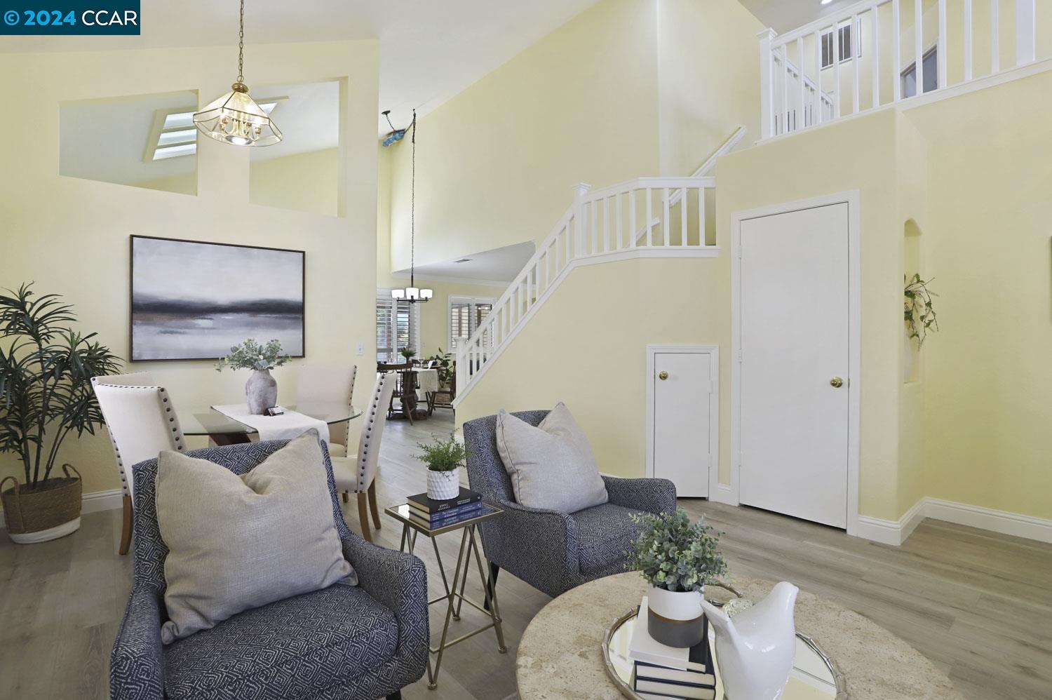2513 Eagle Rock Cir