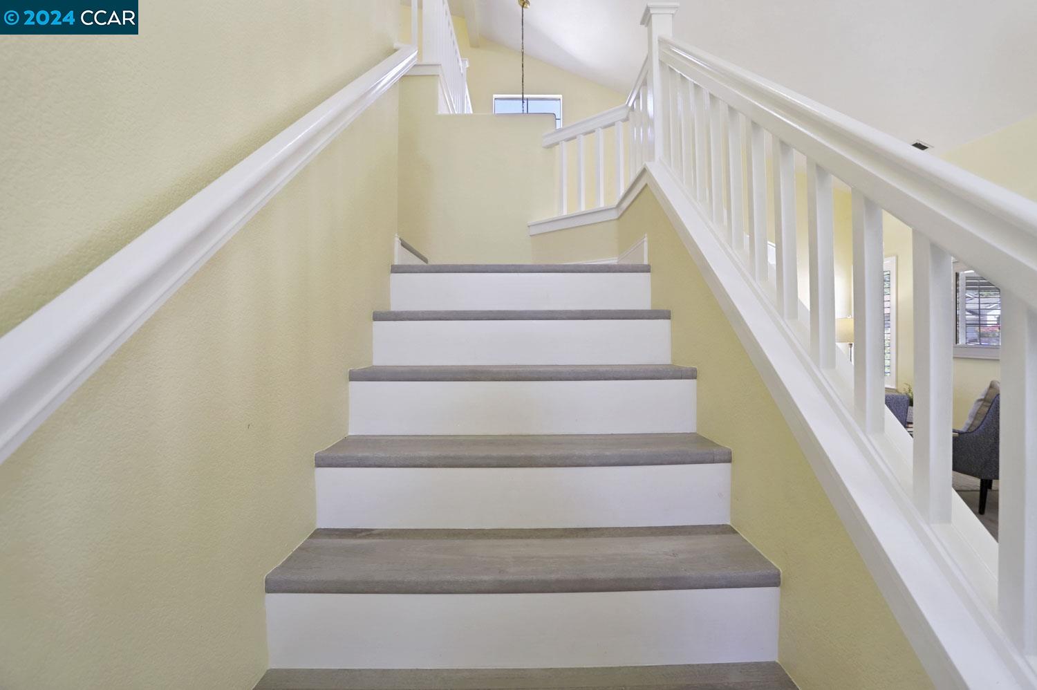2513 Eagle Rock Cir