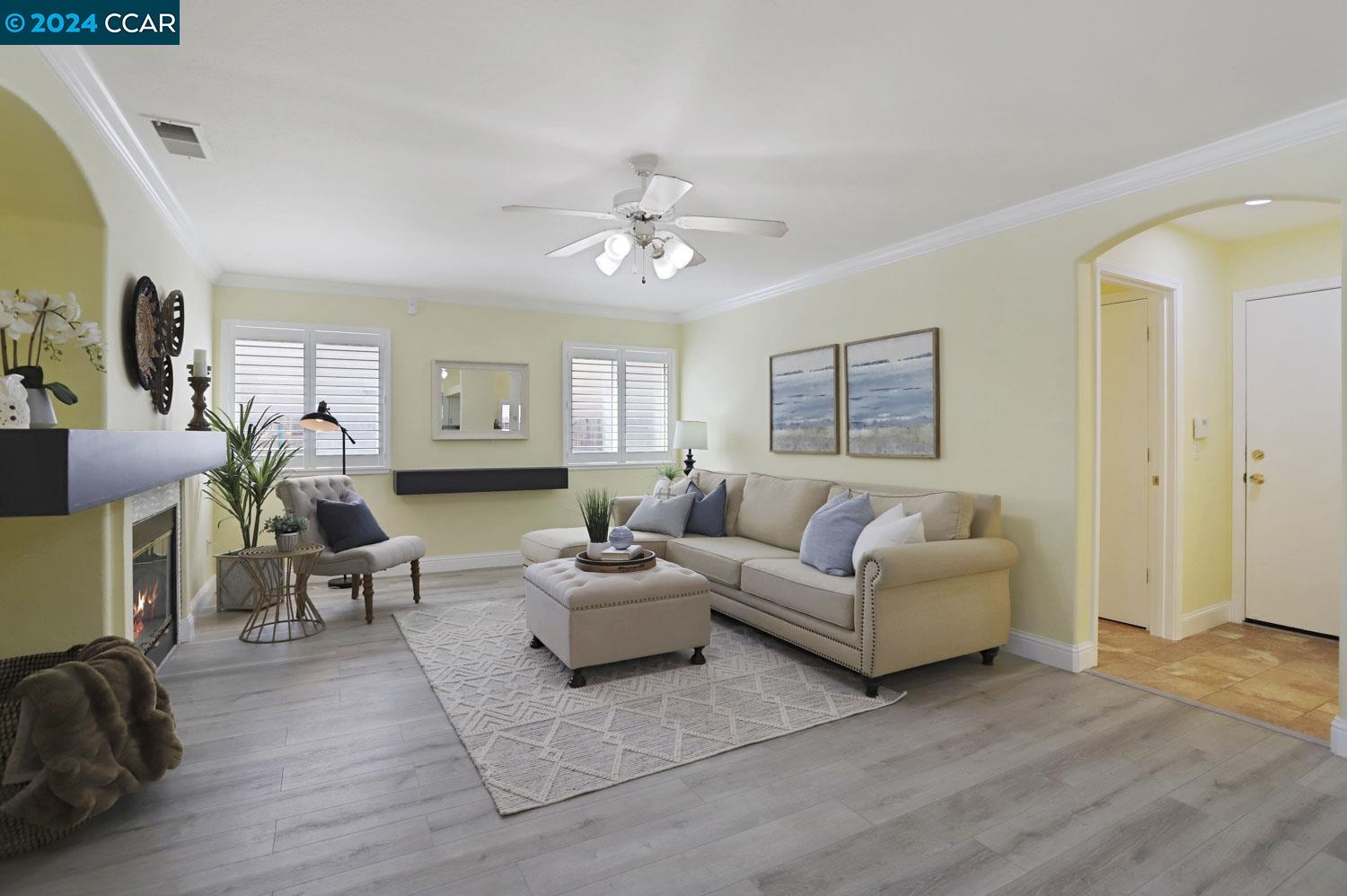 2513 Eagle Rock Cir