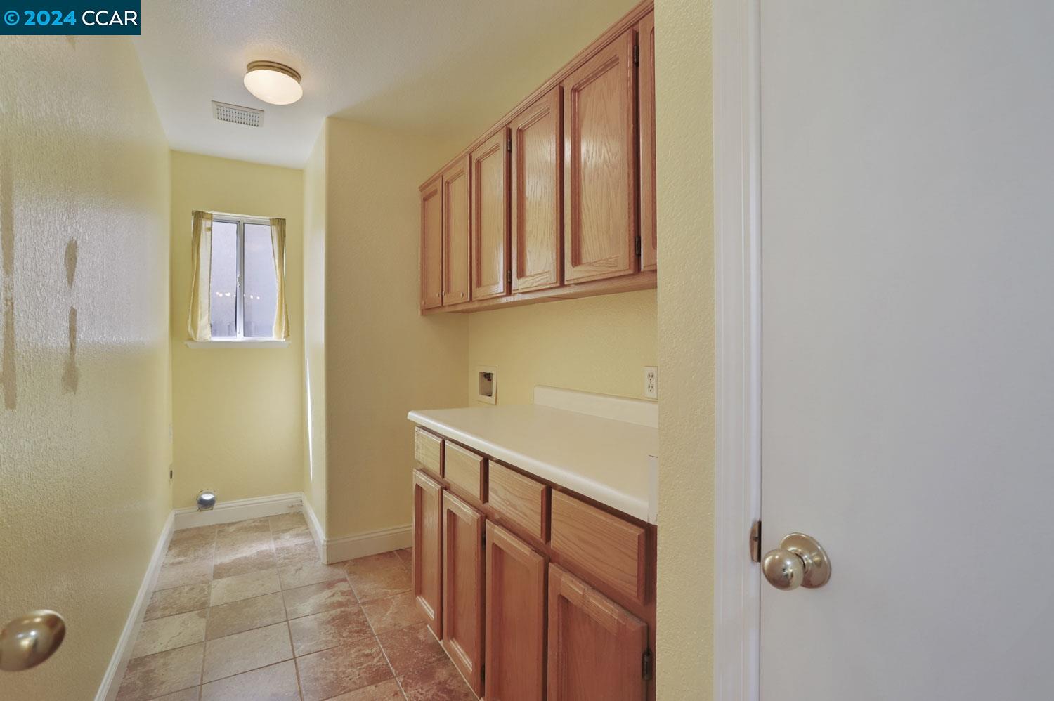 2513 Eagle Rock Cir