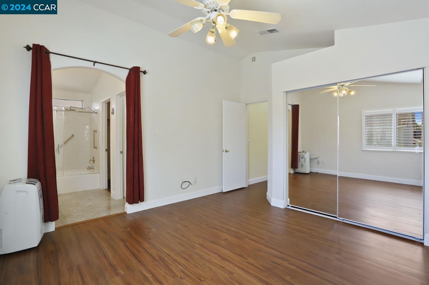 2513 Eagle Rock Cir