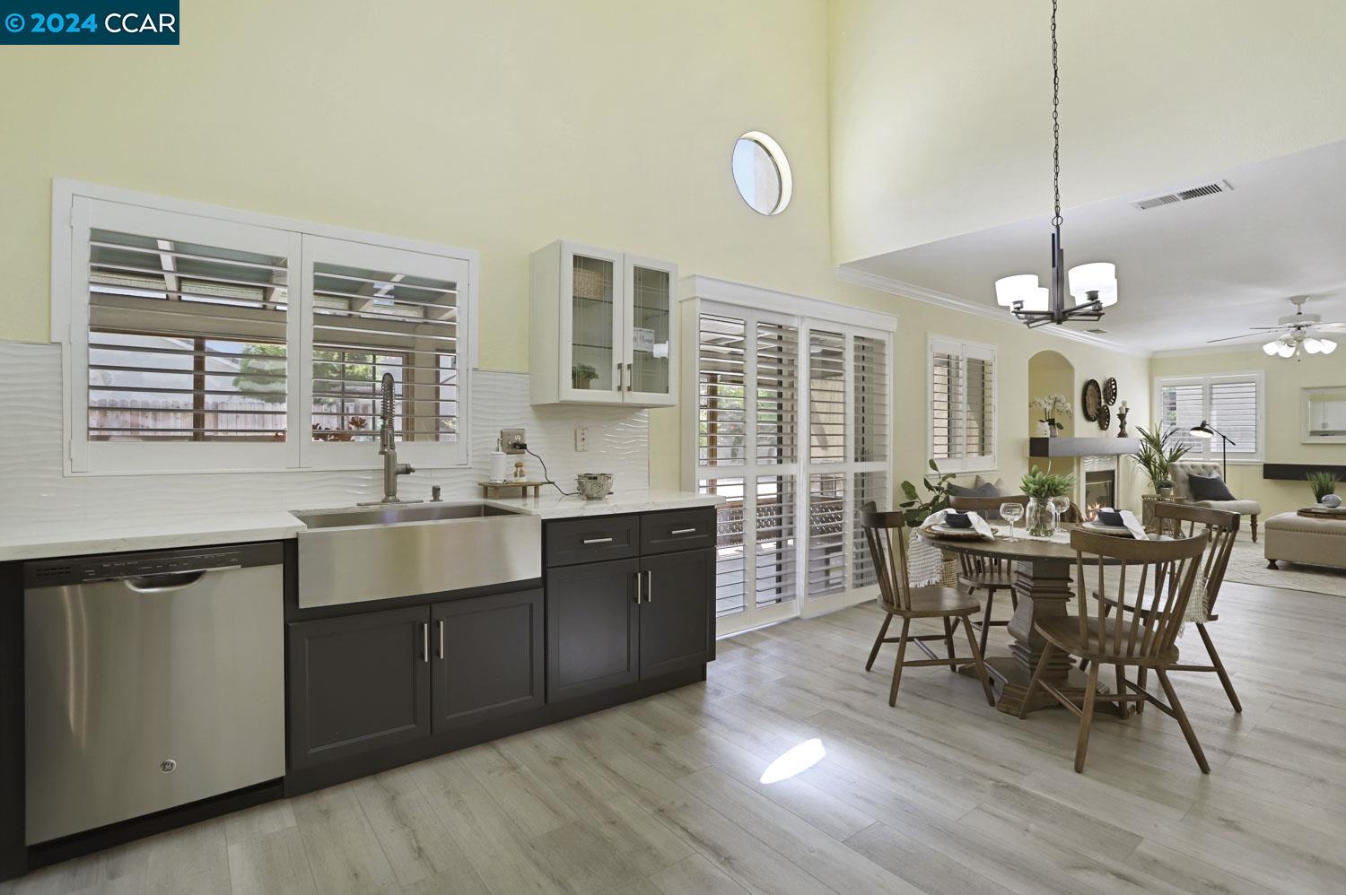 2513 Eagle Rock Cir