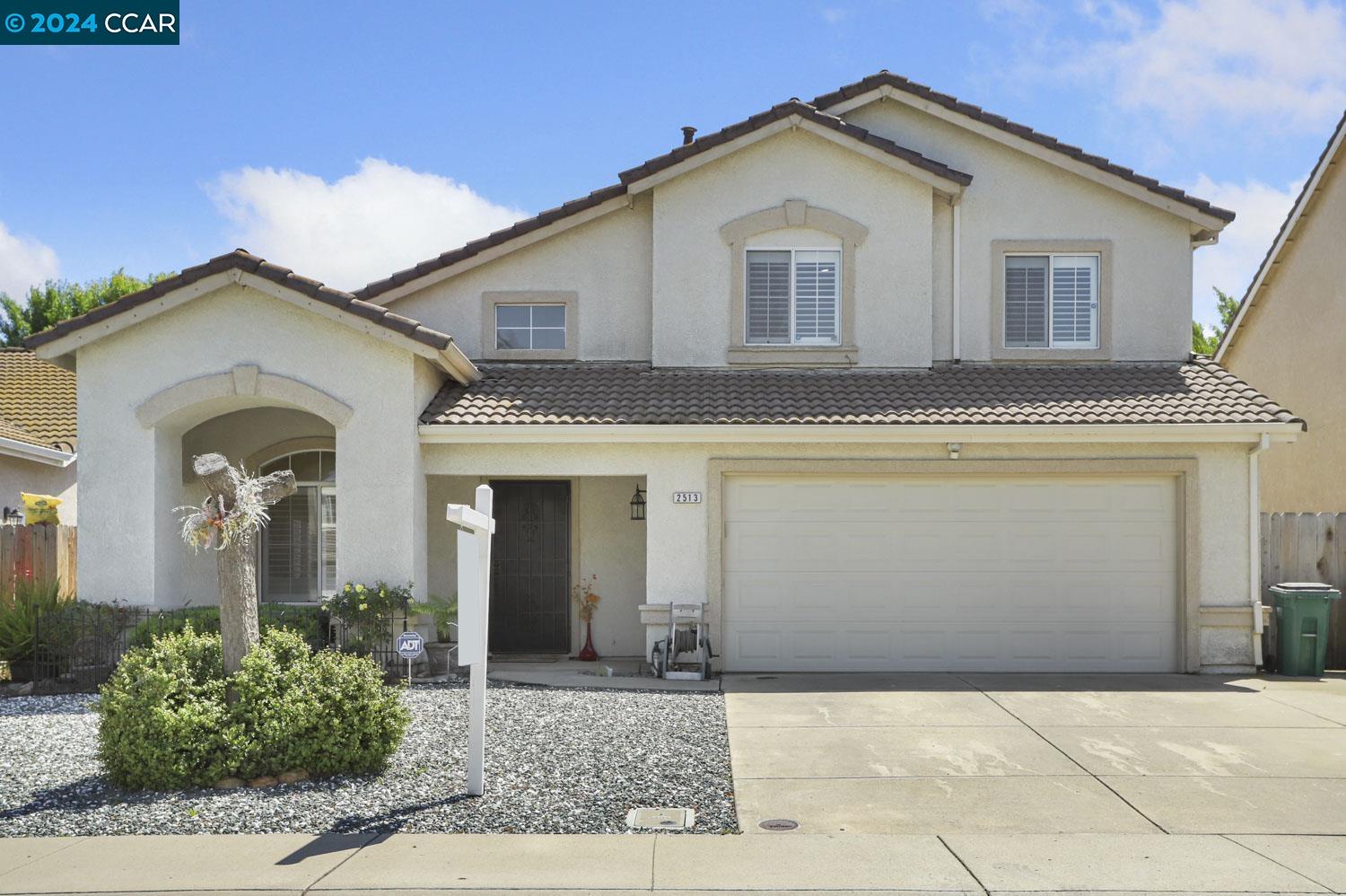 2513 Eagle Rock Cir