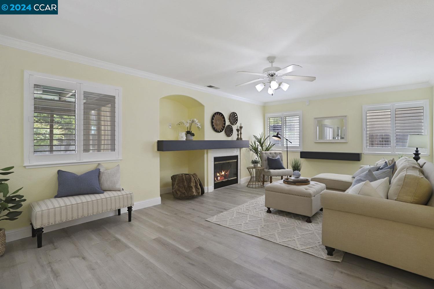 2513 Eagle Rock Cir